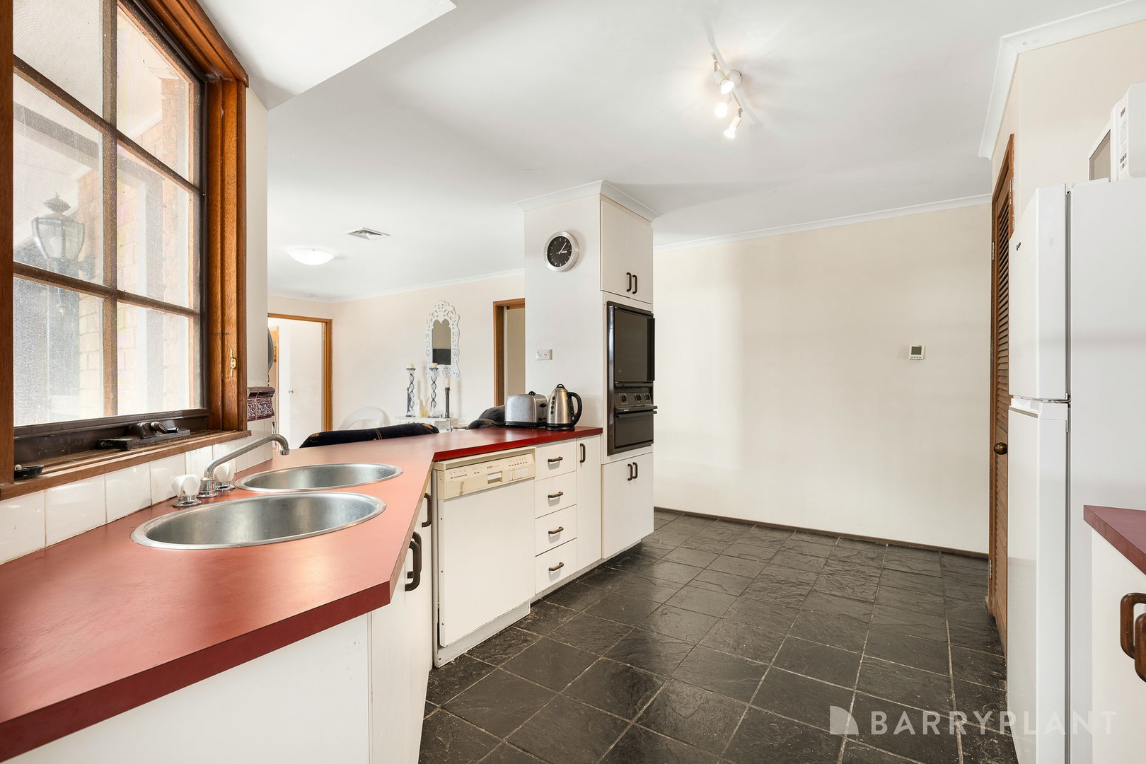 57 Watermoor Avenue, Kilsyth South, VIC 3137 - Thumbnail 2 - 10/10/2025