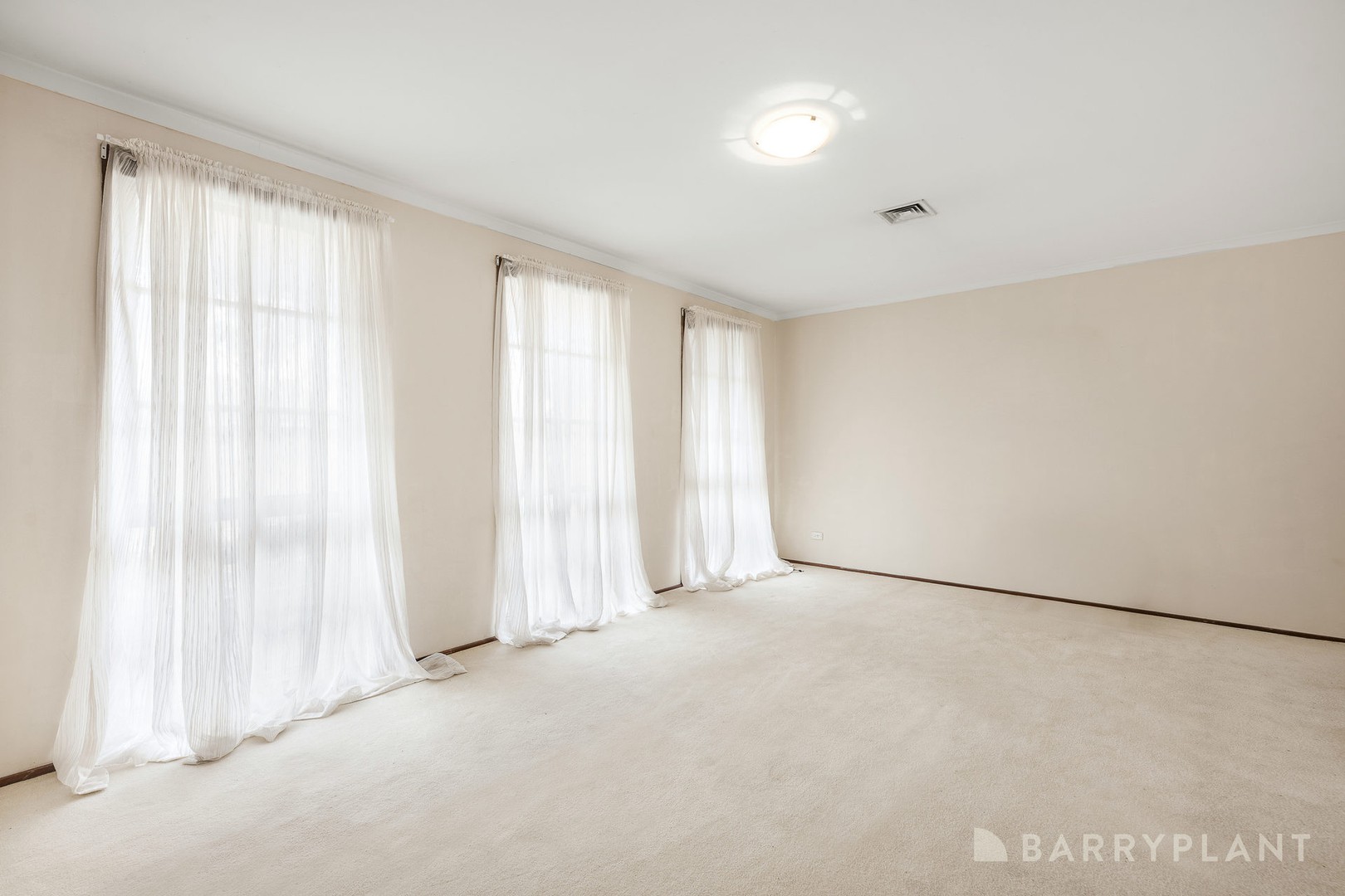 57 Watermoor Avenue, Kilsyth South, VIC 3137, Kilsyth South - Thumbnail 6