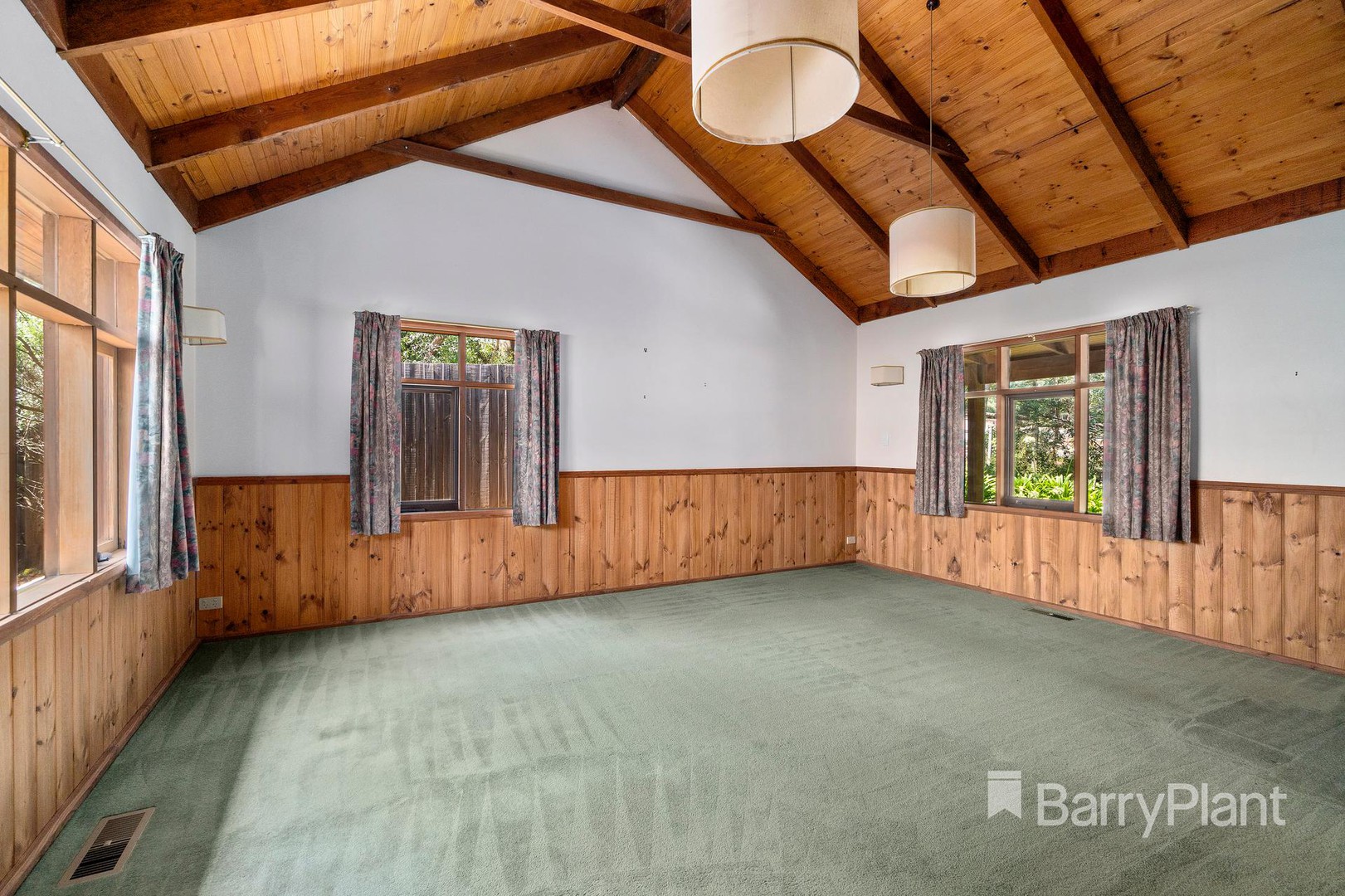 57 York Street, Eltham, VIC 3095 - Thumbnail 1 - 17/05/2022