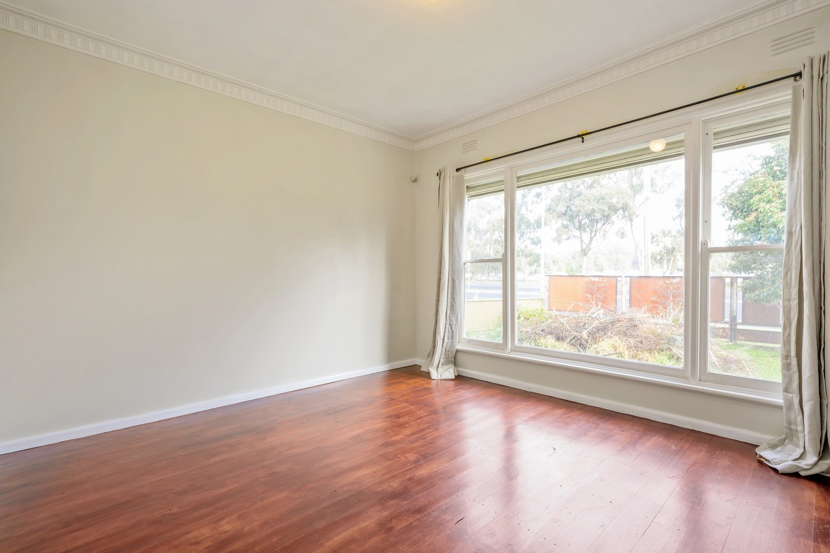 5762 Calder Highway, Kangaroo Flat, VIC 3555, Kangaroo Flat - Thumbnail 3
