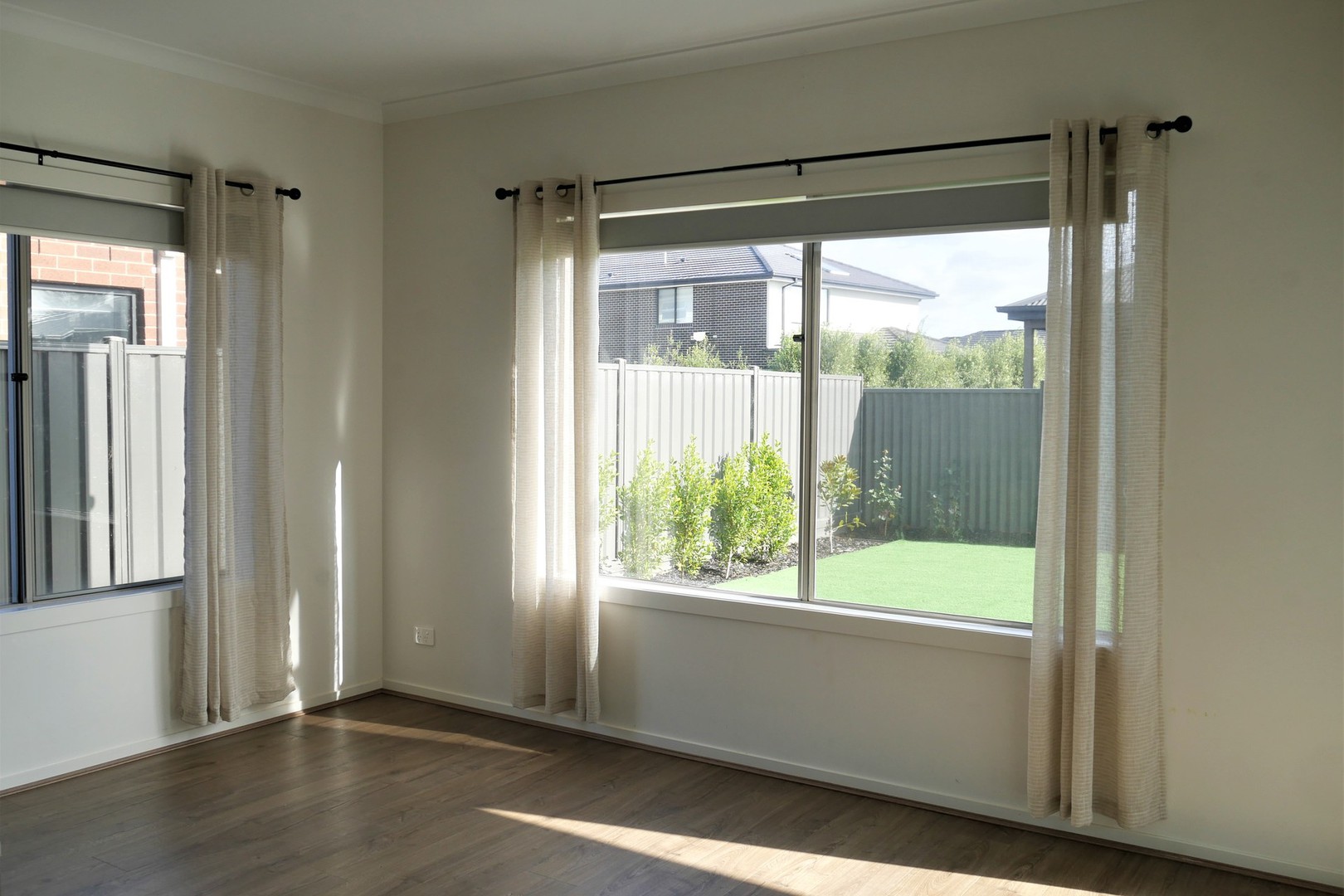 58 Atherstone Boulevard, Strathtulloh, VIC 3338, Strathtulloh - Thumbnail 4