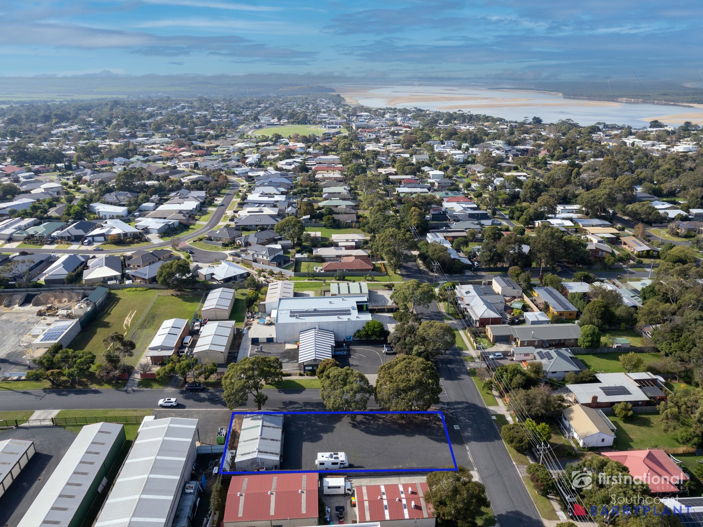 58 Dixon Street, Inverloch, VIC 3996 - Thumbnail 2 - 10/10/2025