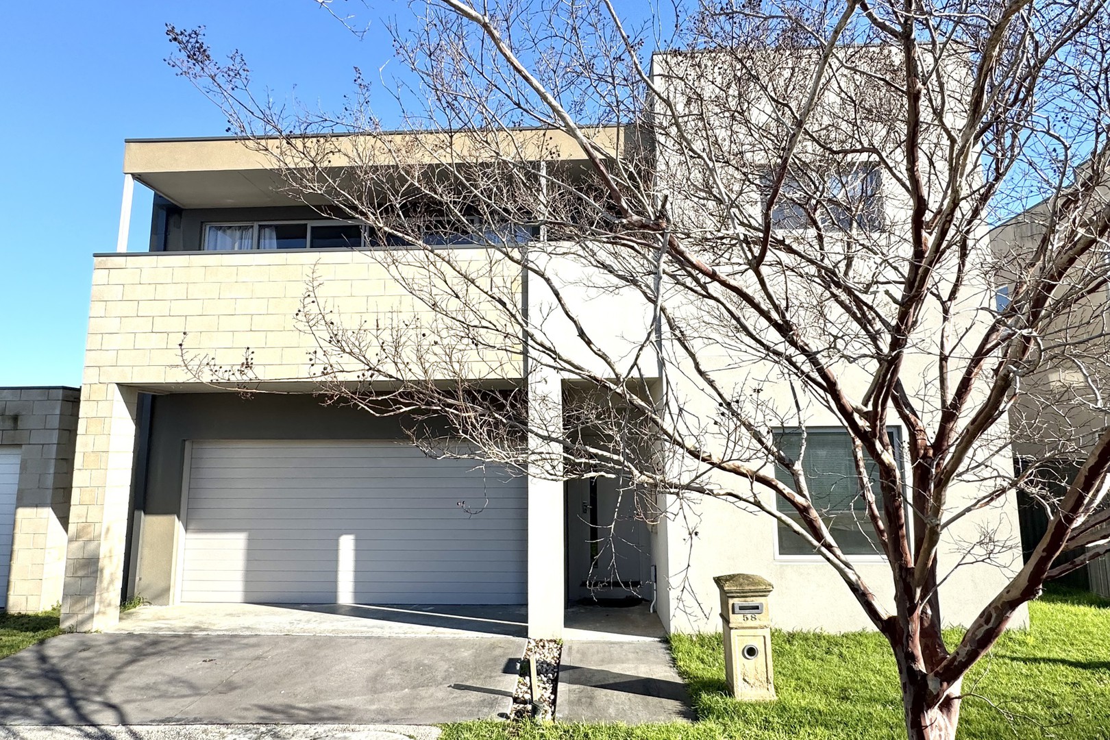 58 Edgeware Close, Pakenham, VIC 3810, Pakenham - Thumbnail 2