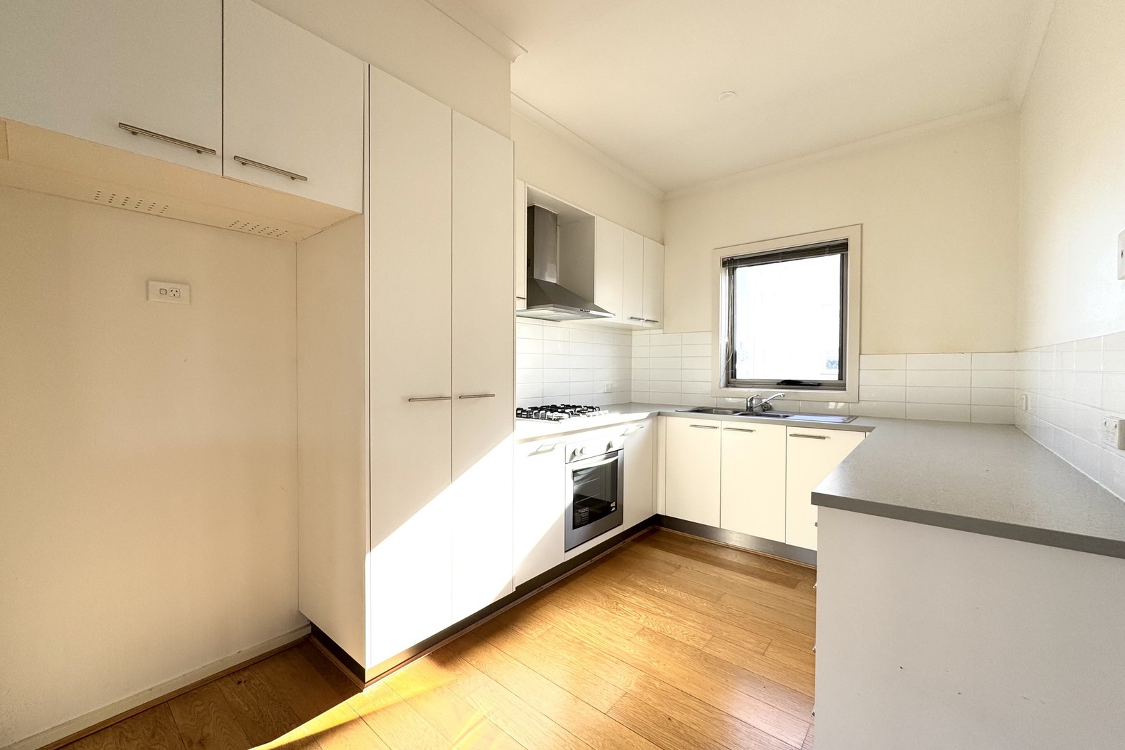 58 Edgeware Close, Pakenham, VIC 3810, Pakenham - Thumbnail 4
