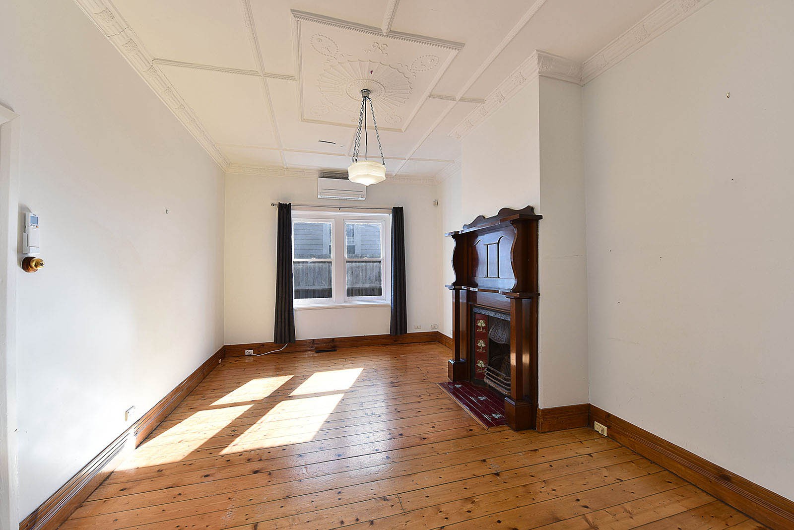 58 Gordon St, Coburg, VIC 3058 - Thumbnail 1 - 05/05/2026