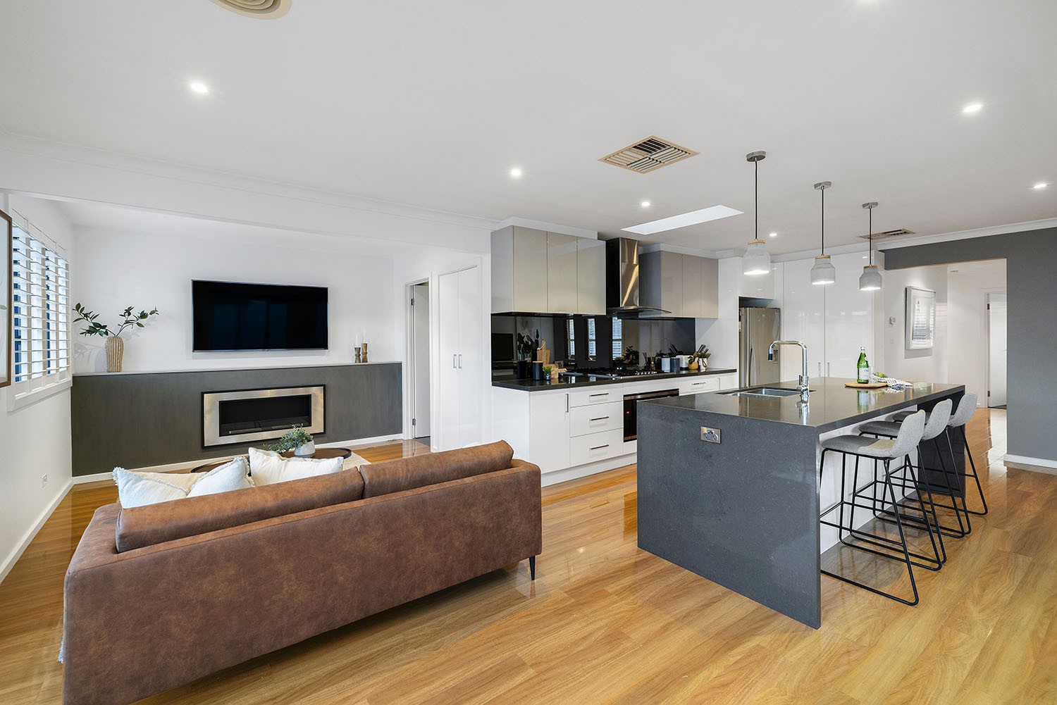58 Jells Road, Cheltenham, VIC 3192, Cheltenham - Thumbnail 2