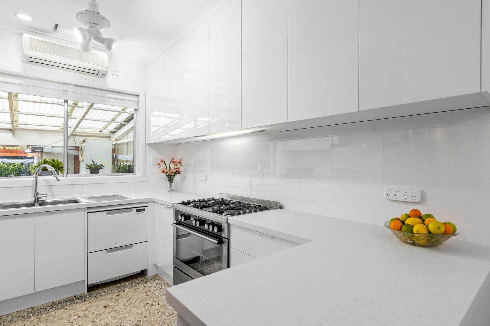 58 Lawson Street, Essendon, VIC 3040, Essendon - Thumbnail 4