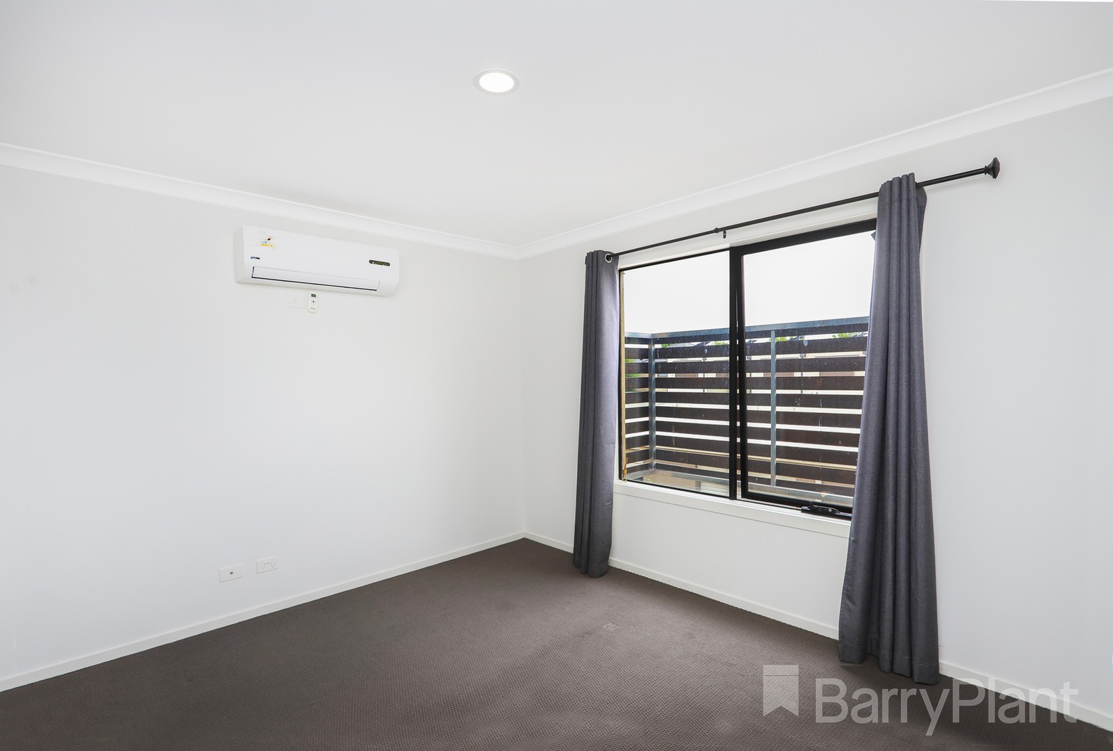 58 Little Windrock Lane, Craigieburn, VIC 3064, Craigieburn - Thumbnail 5