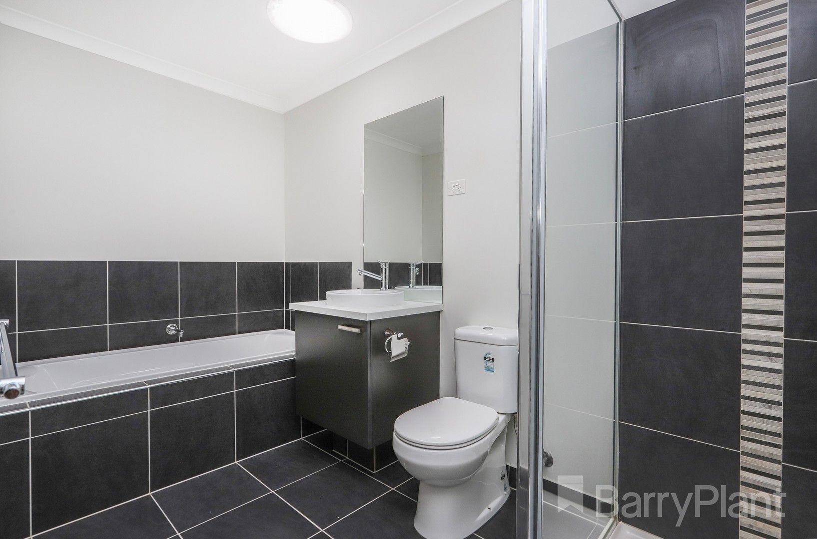 58 Little Windrock Lane, Craigieburn, VIC 3064, Craigieburn - Thumbnail 7