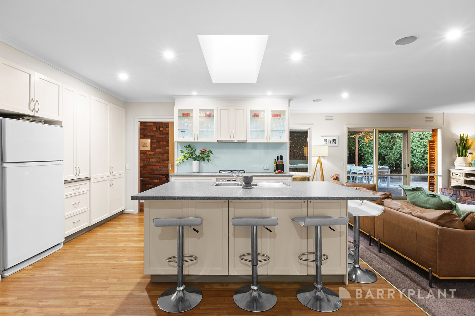 58 Meadowgate Drive, Chirnside Park, VIC 3116, Chirnside Park - Thumbnail 3
