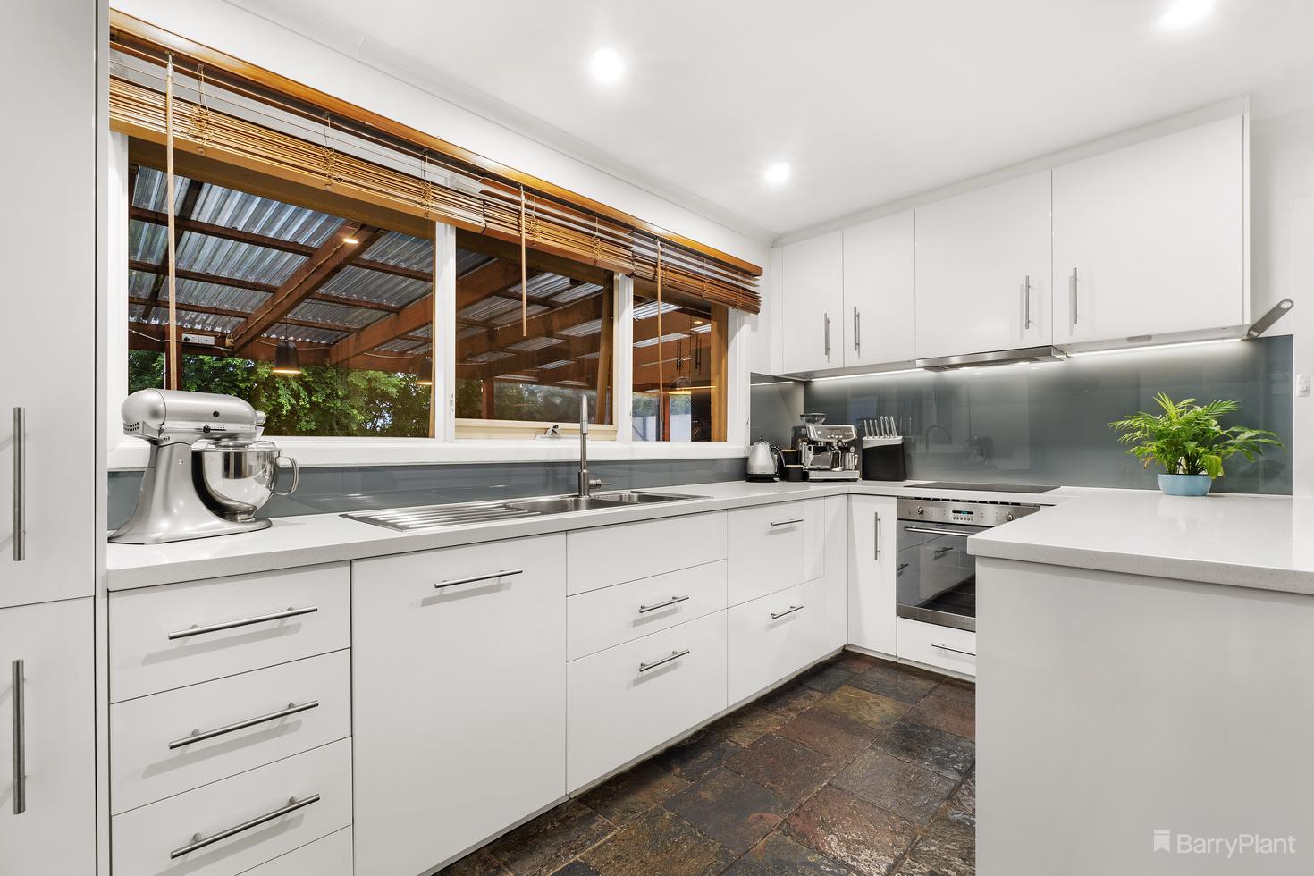 58 Meakin Street, Watsonia North, VIC 3087, Watsonia North - Thumbnail 4