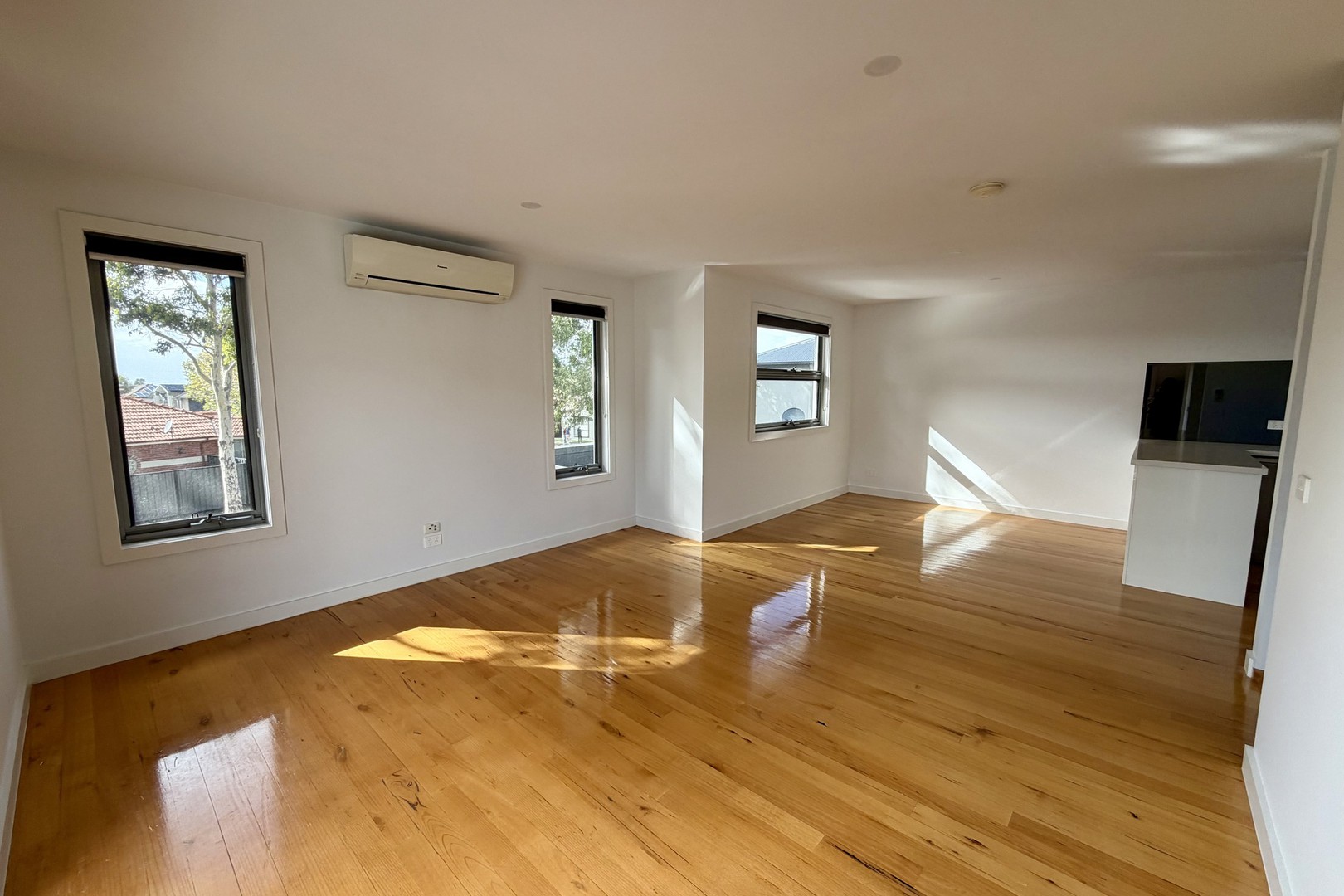 58 Melfin Drive, Hillside, VIC 3037, Hillside - Thumbnail 4