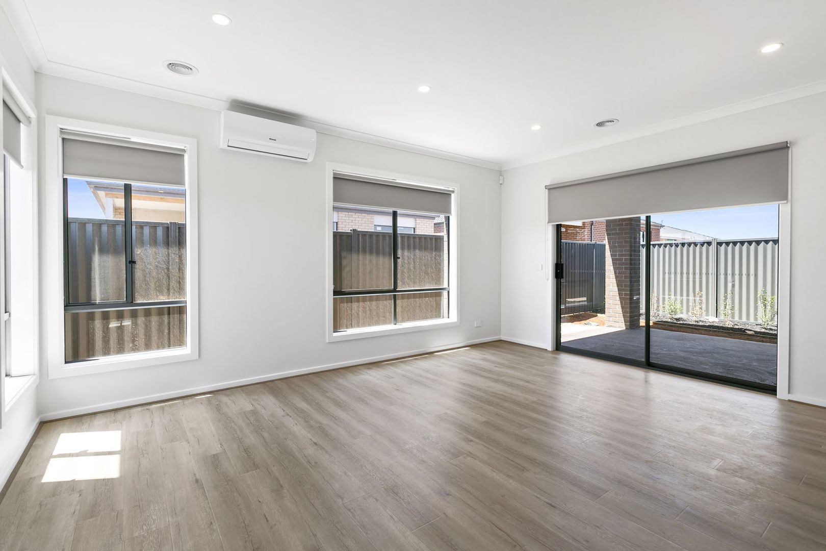 58 Roehampton Drive, Strathtulloh, VIC 3338, Strathtulloh - Thumbnail 4