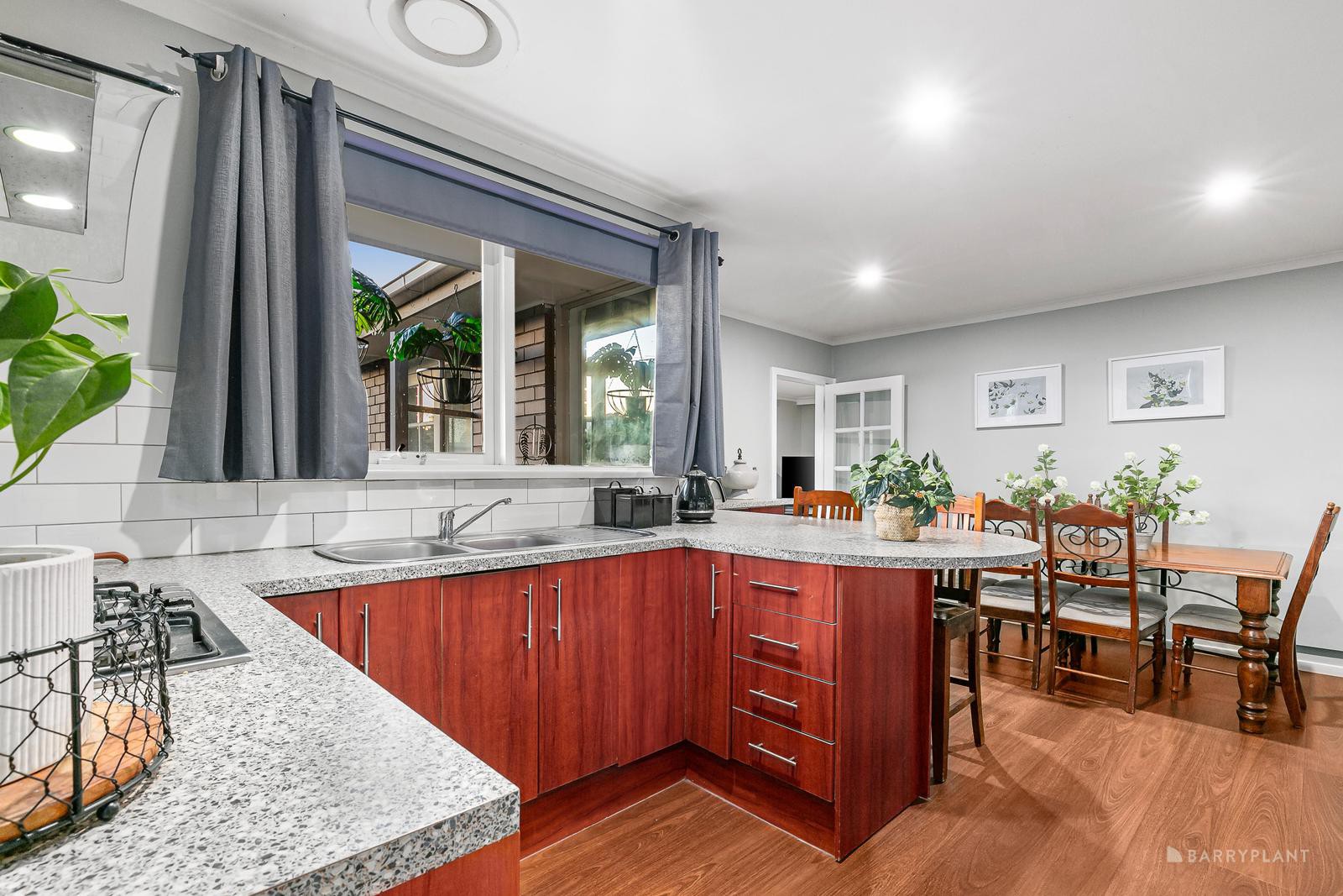 58 Roseland Grove, Doncaster, VIC 3108, Doncaster - Thumbnail 6