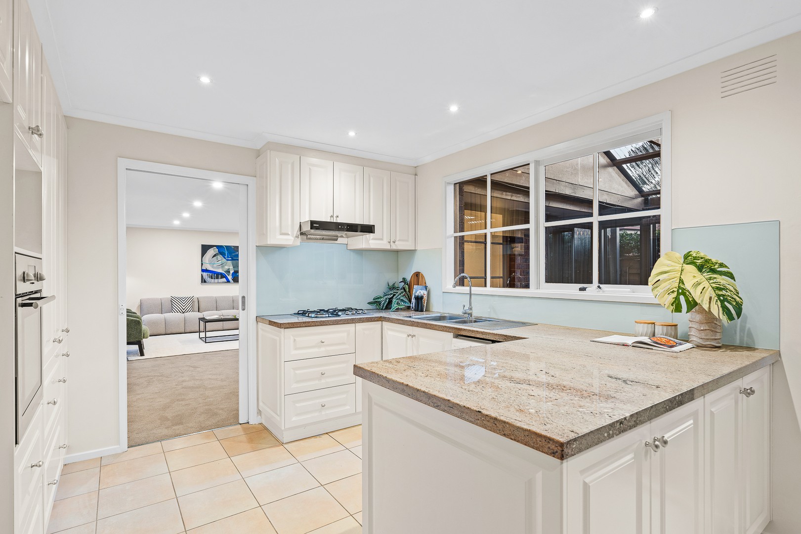 58 Wallace Road, Wantirna South, VIC 3152, Wantirna South - Thumbnail 4