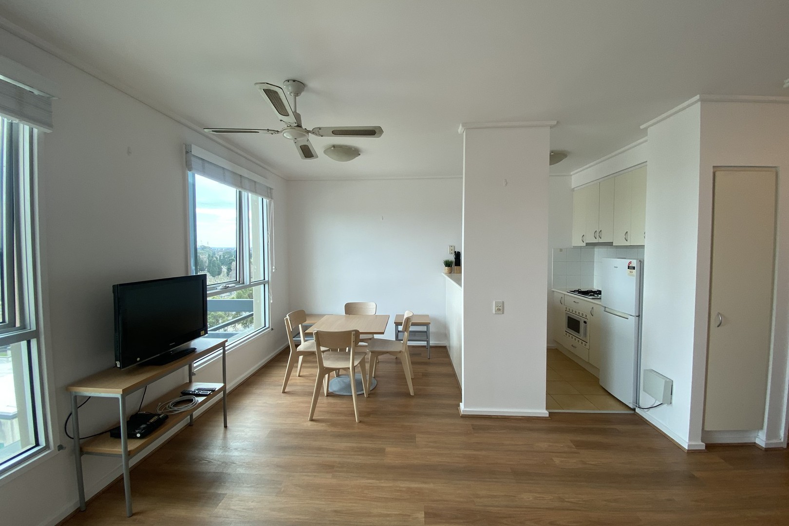 5809/570 Lygon Street, Carlton, VIC 3053, Carlton - Thumbnail 2