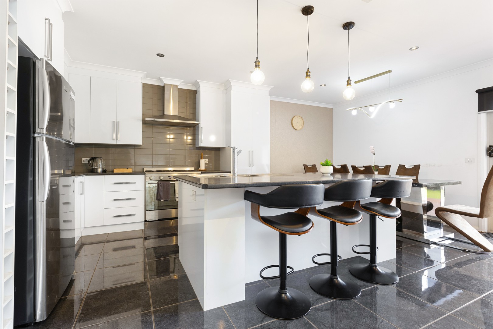584 Ontario Avenue, Mildura, VIC 3500, Mildura - Thumbnail 2