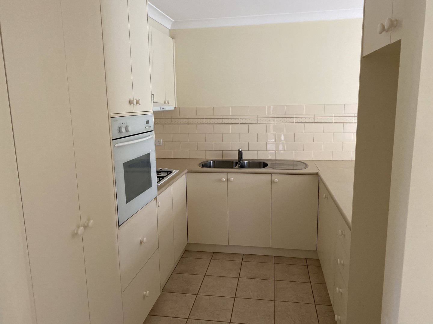 59 Broughton Drive, Highton, VIC 3216, Highton - Thumbnail 2