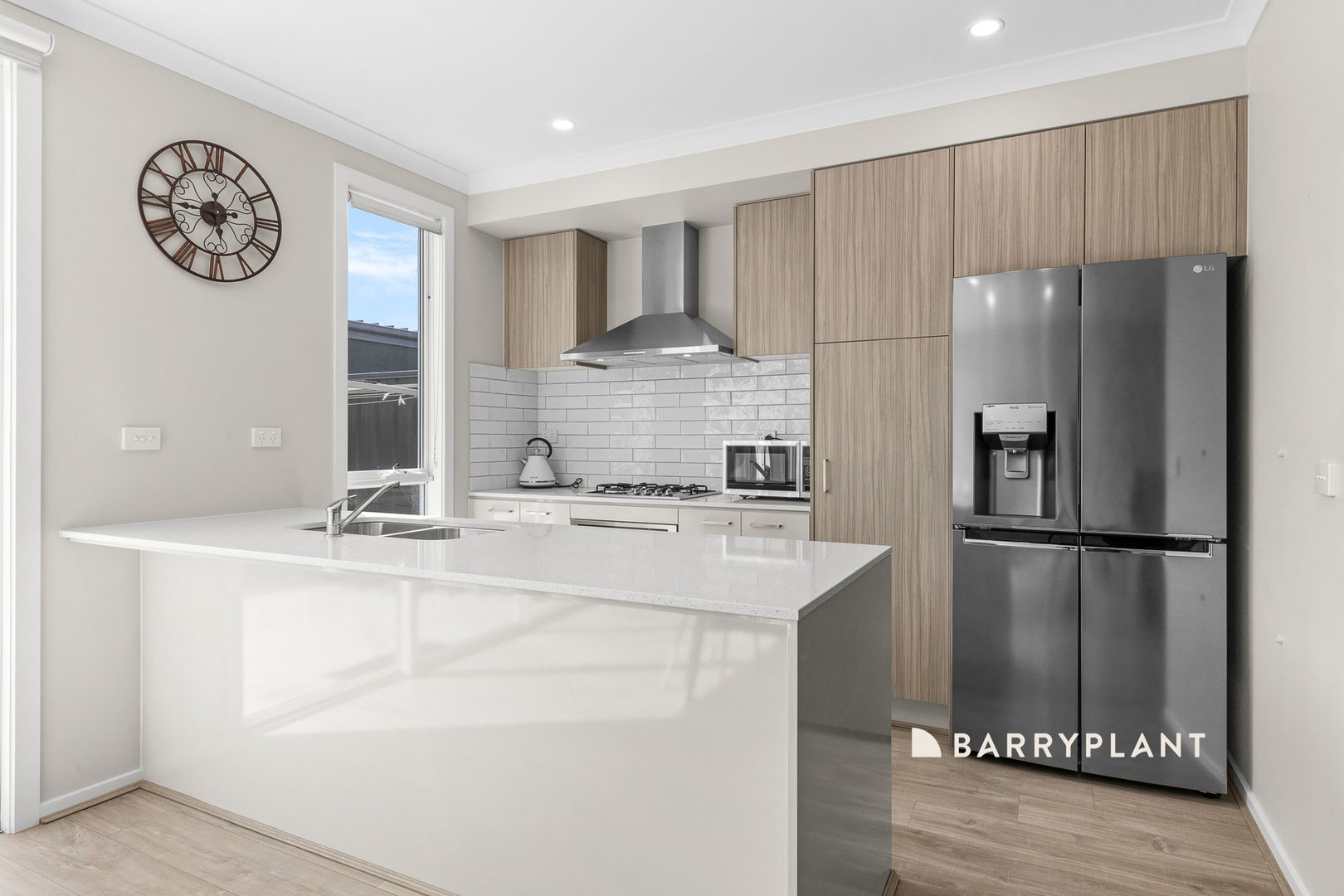 59 Carnelian Circuit, Clyde North, VIC 3978, Clyde North - Thumbnail 4