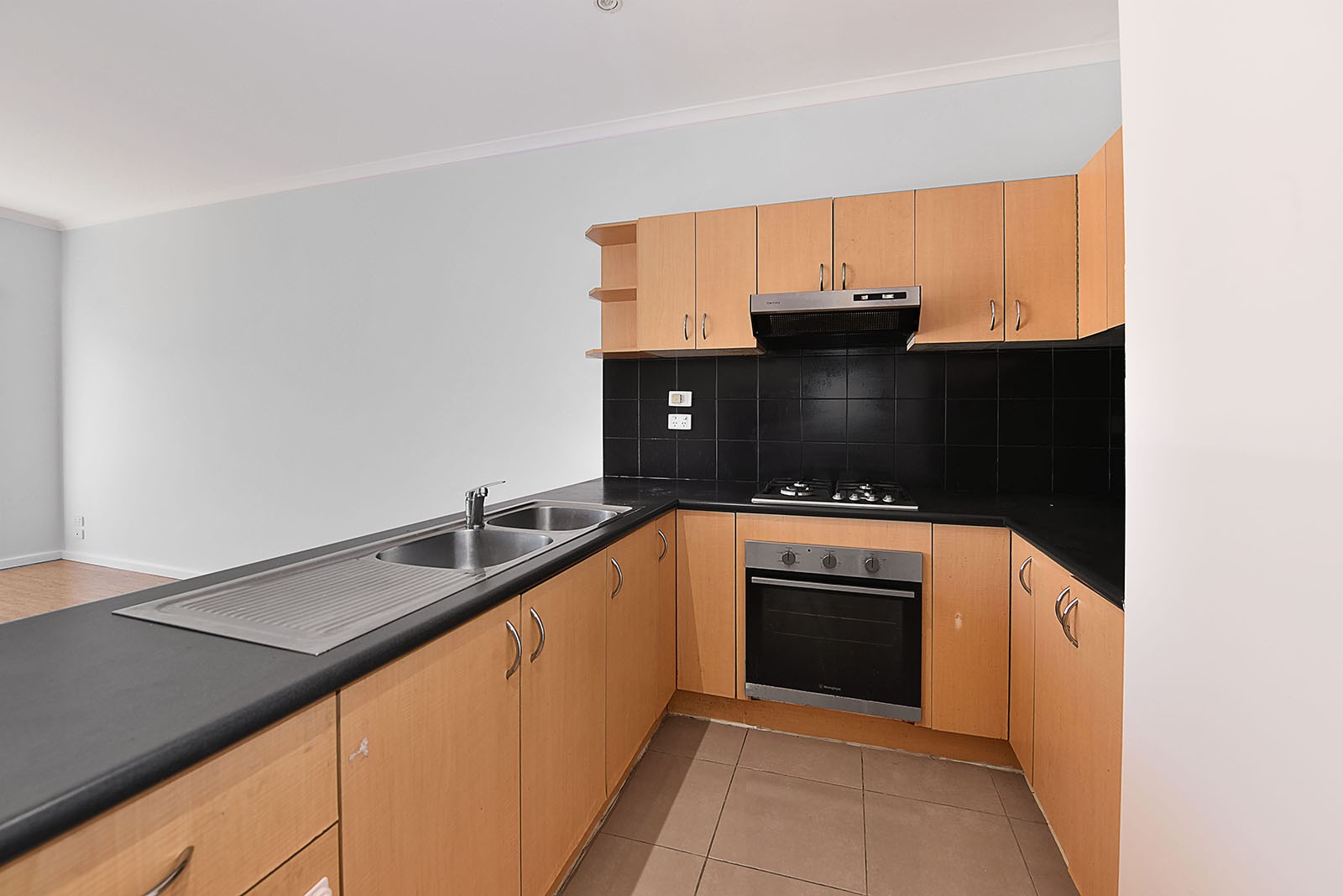 59 Coopers Hill Drive, Westmeadows, VIC 3049, Westmeadows - Thumbnail 2