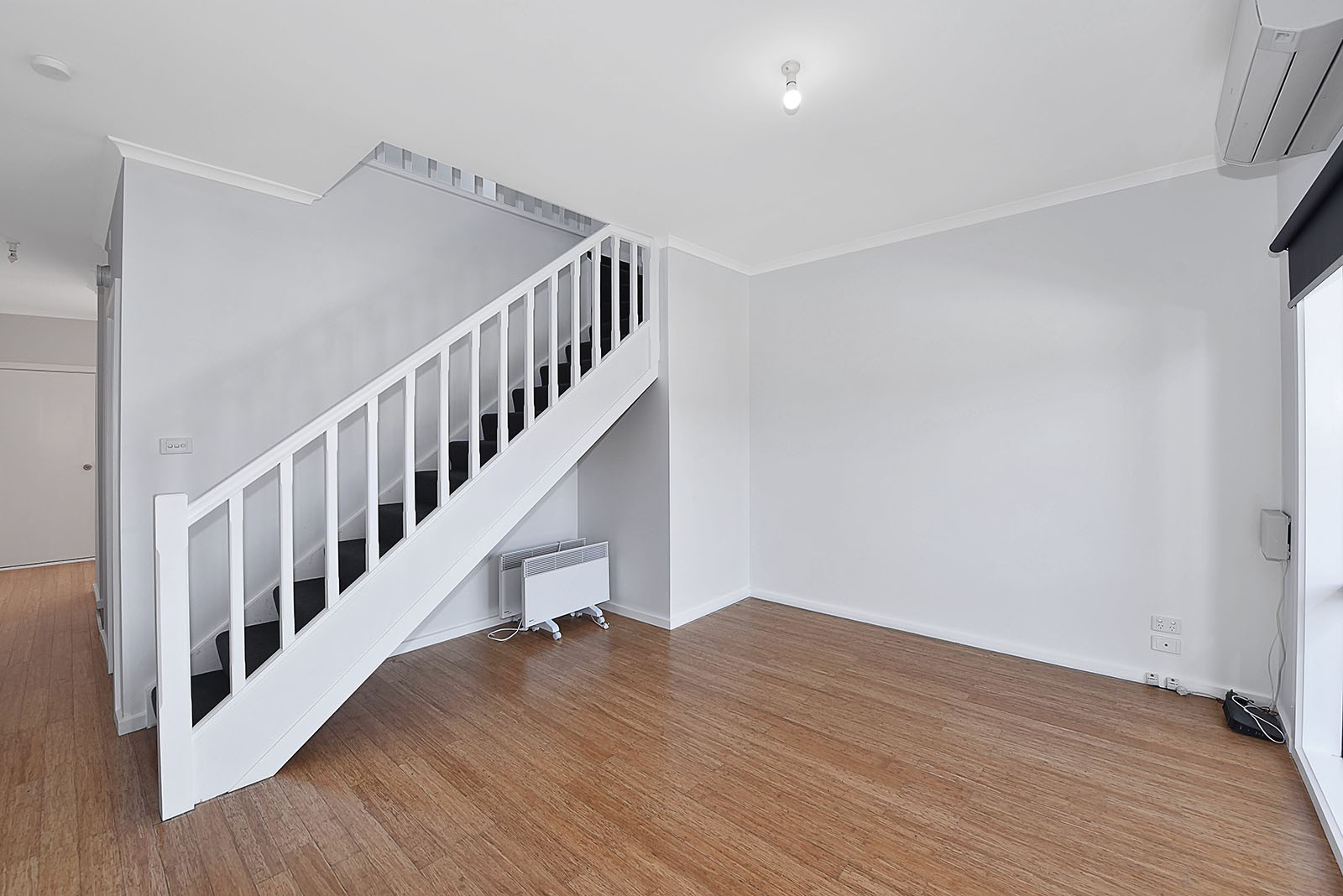 59 Coopers Hill Drive, Westmeadows, VIC 3049, Westmeadows - Thumbnail 3