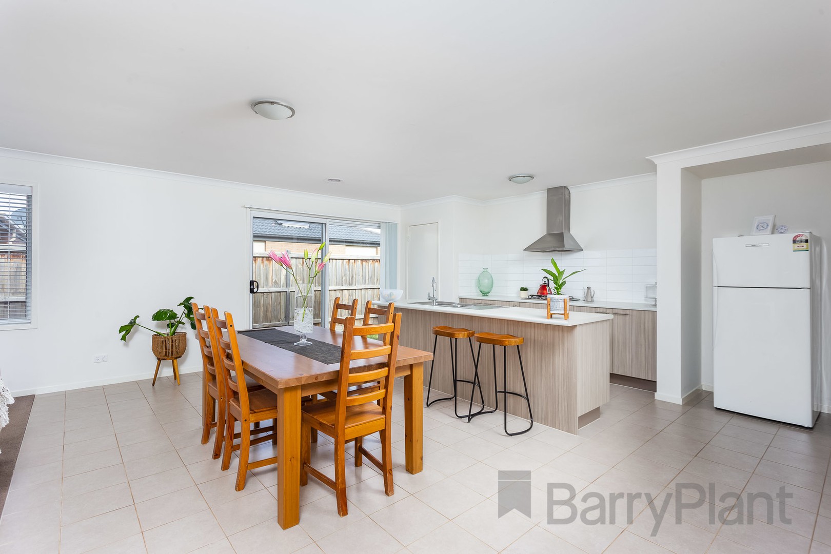 59 Grassbird Drive, Point Cook, VIC 3030, Point Cook - Thumbnail 4