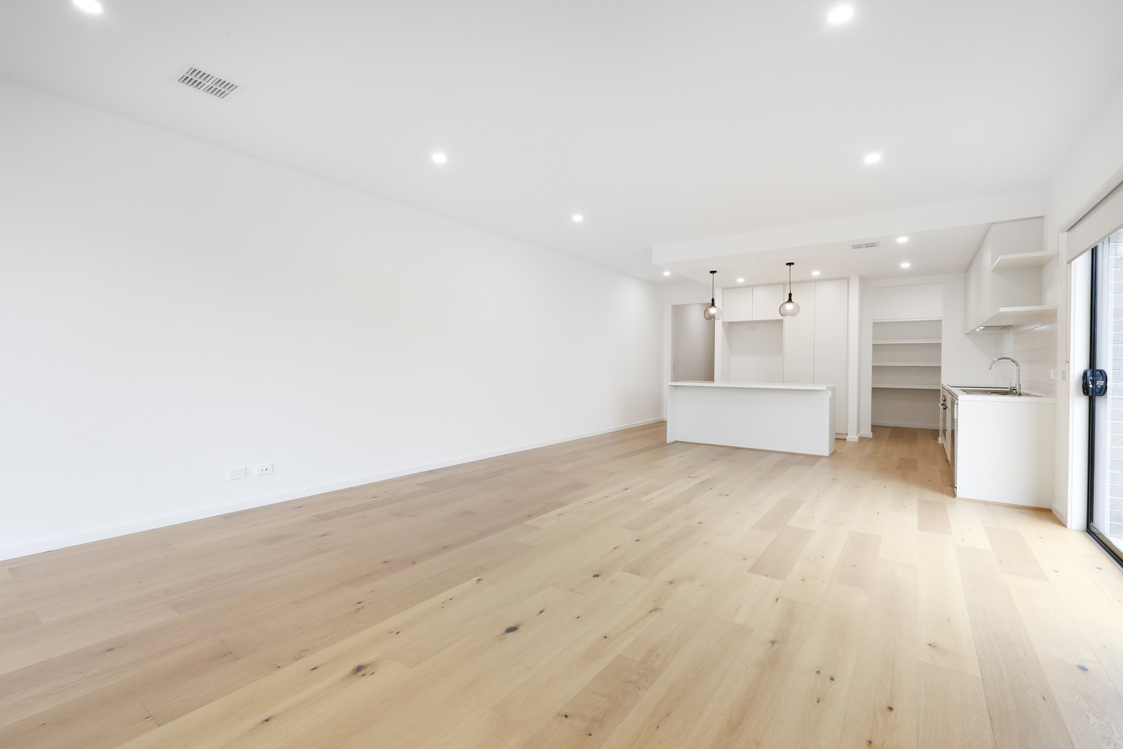 59 Haldane Rd, Niddrie, VIC 3042, Niddrie - Thumbnail 2