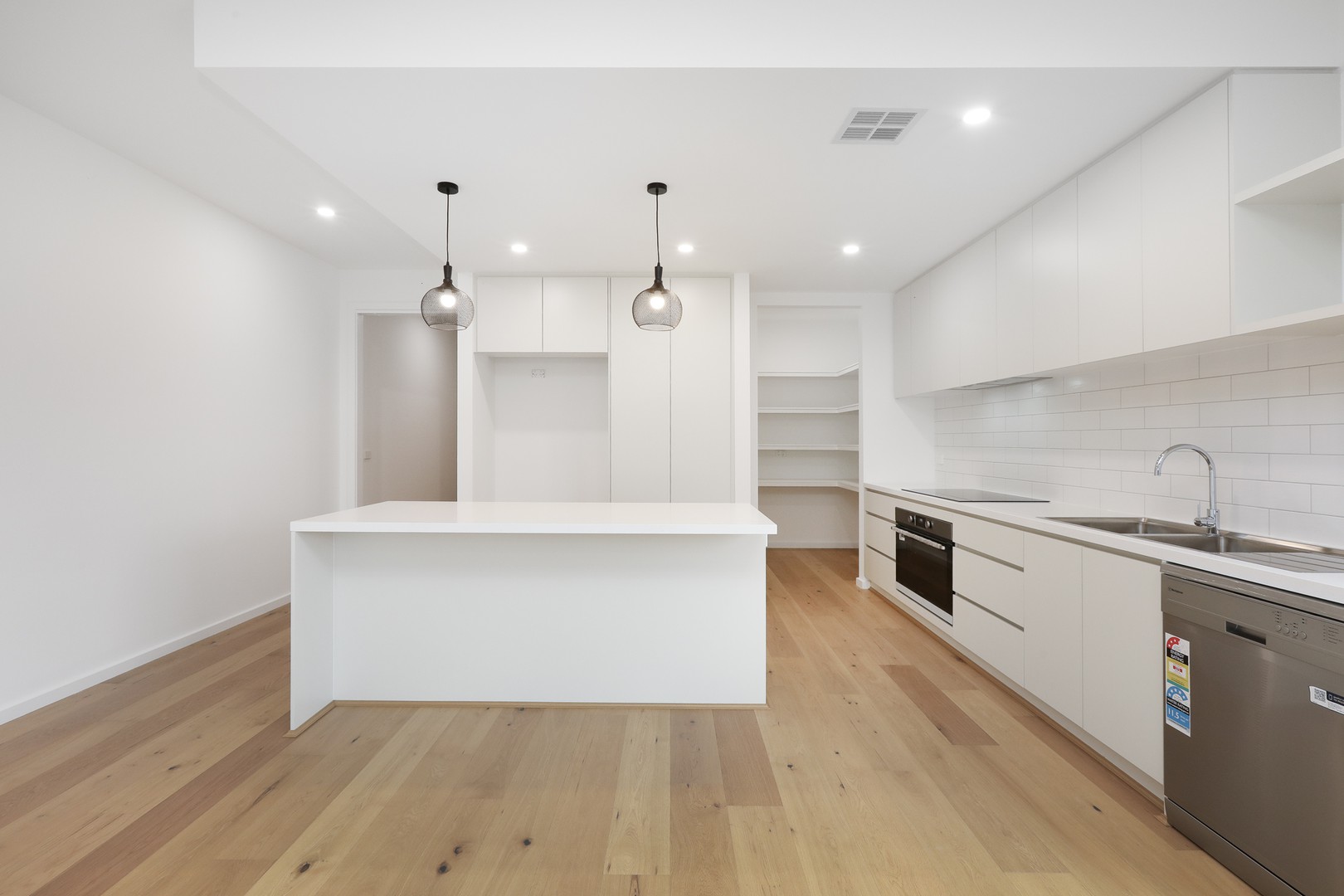 59 Haldane Rd, Niddrie, VIC 3042, Niddrie - Thumbnail 3