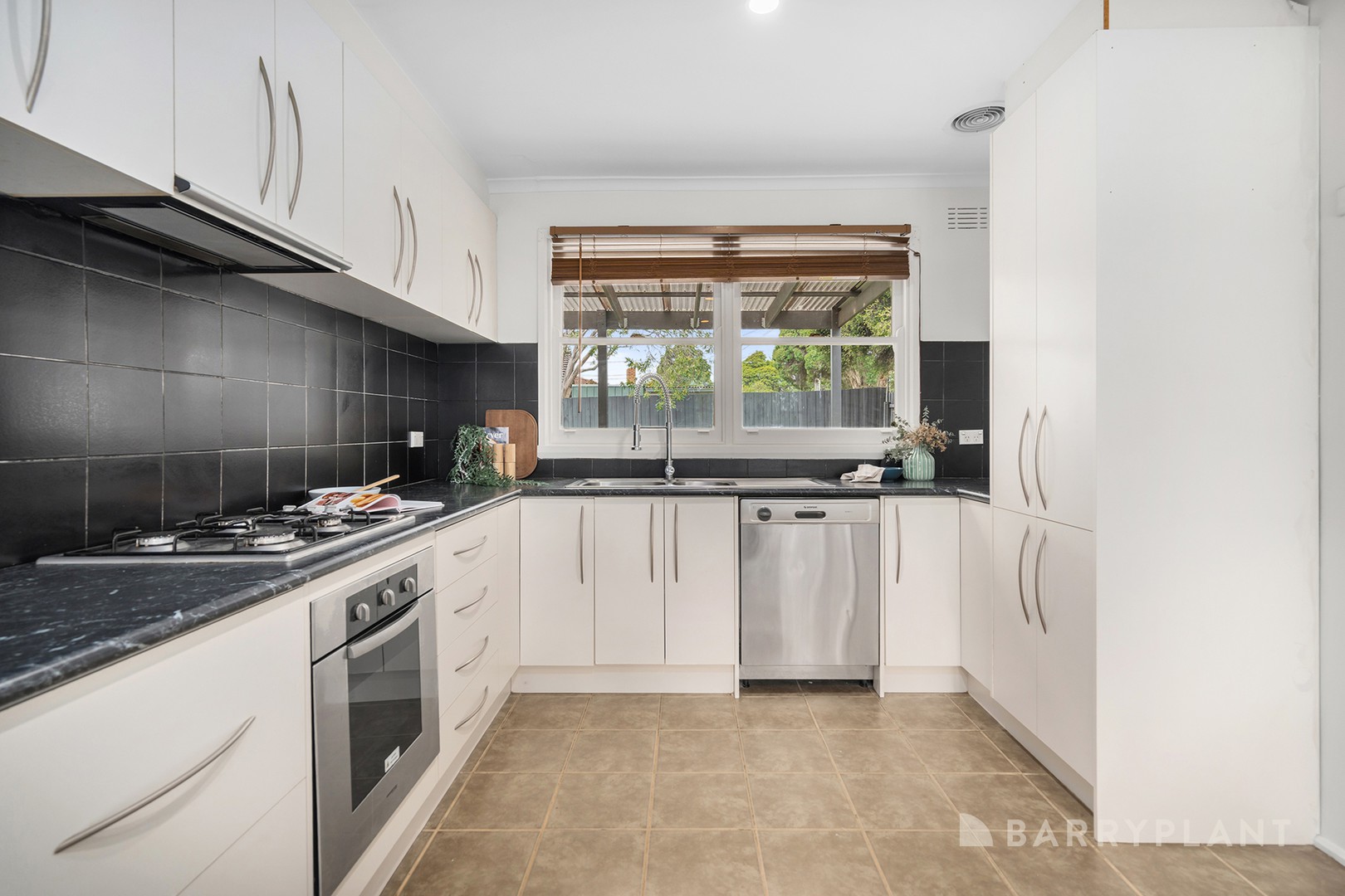 59 Maidstone Street, Ringwood, VIC 3134, Ringwood - Thumbnail 4