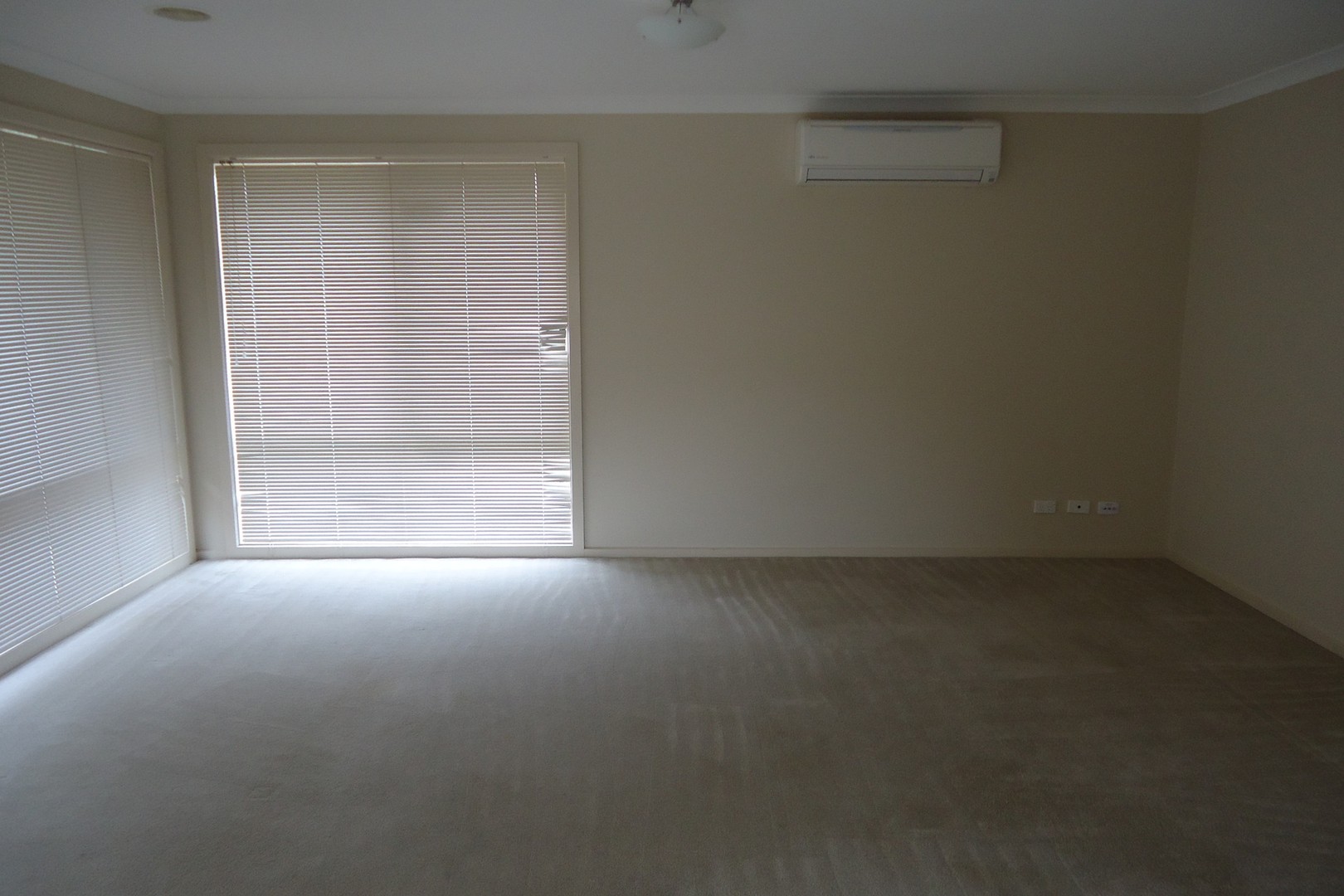 59 Middle Park Drive, Sanctuary Lakes, VIC 3030, Sanctuary Lakes - Thumbnail 3