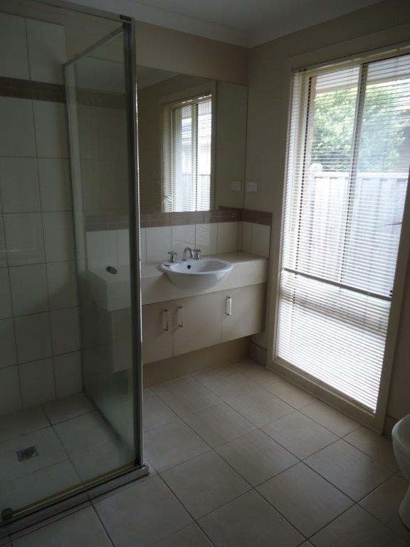 59 Middle Park Drive, Sanctuary Lakes, VIC 3030, Point Cook - Thumbnail 5