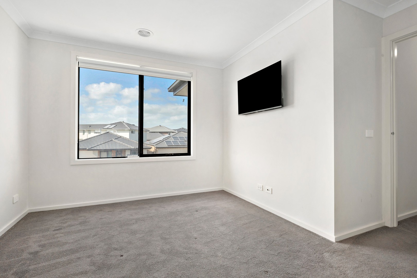 59 Picnic Avenue, Clyde North, VIC 3978, Clyde North - Thumbnail 6
