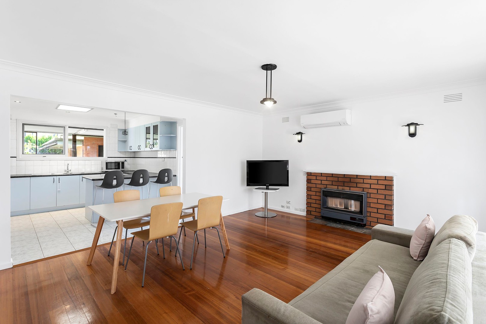 59 Ridge Drive, Avondale Heights, VIC 3034, Avondale Heights - Thumbnail 2