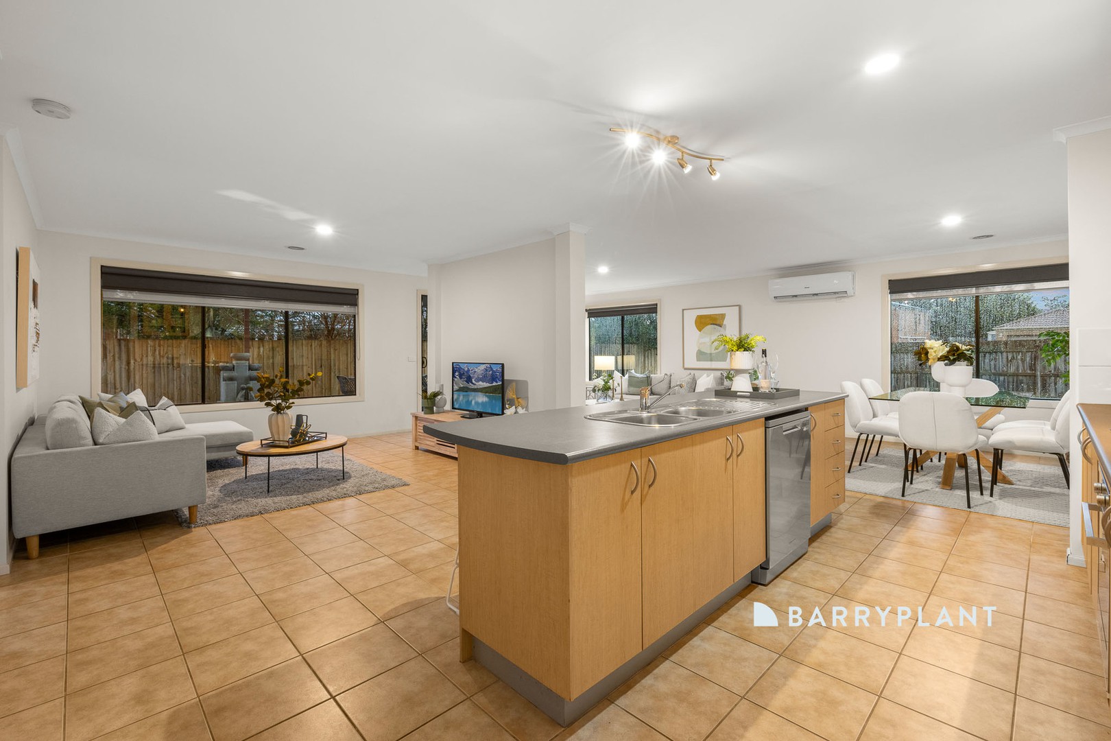 59 Sallybrook Circuit, Narre Warren, VIC 3805, Narre Warren - Thumbnail 4