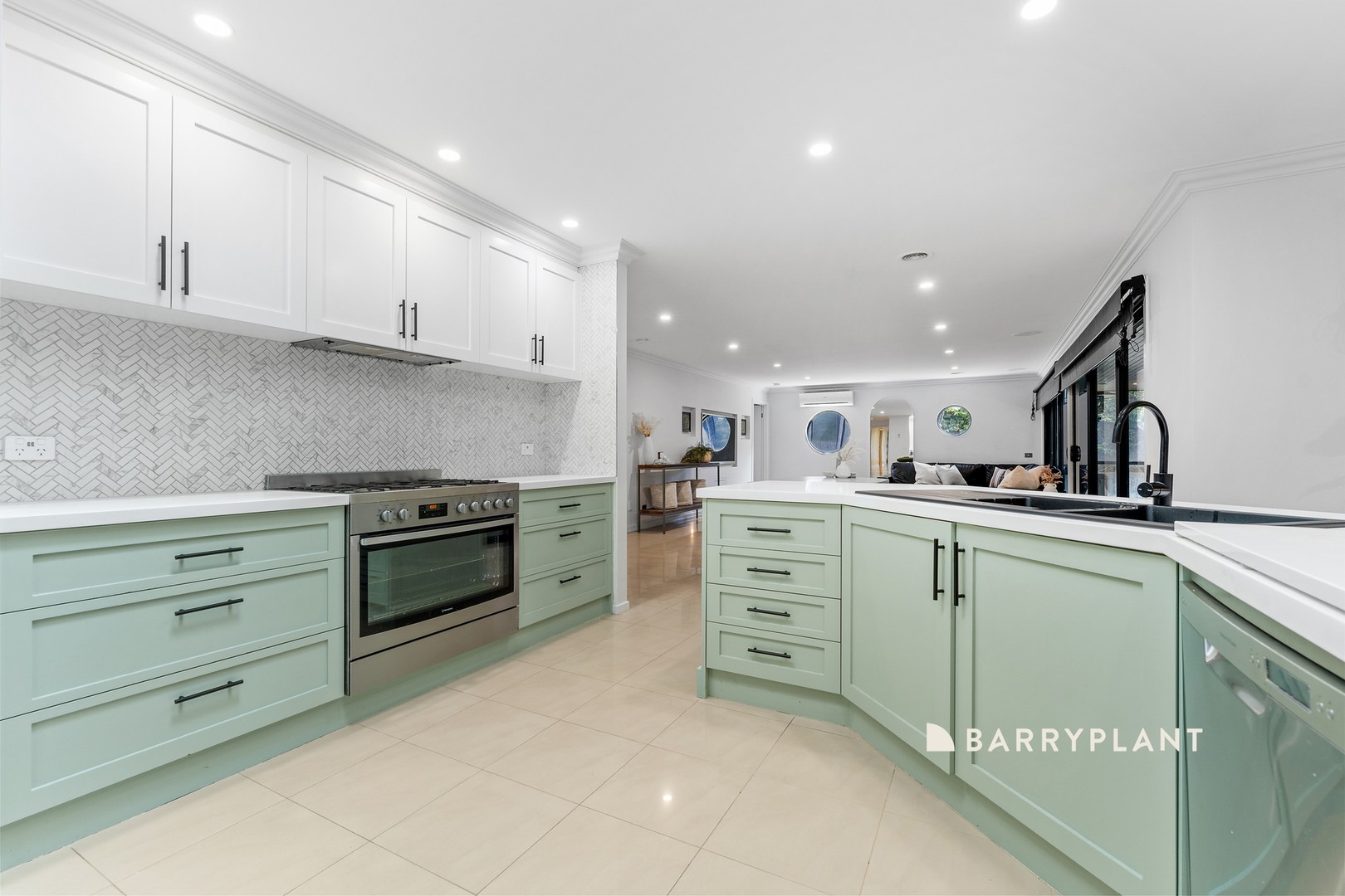 59 Storey Drive, Pakenham, VIC 3810, Pakenham - Thumbnail 5