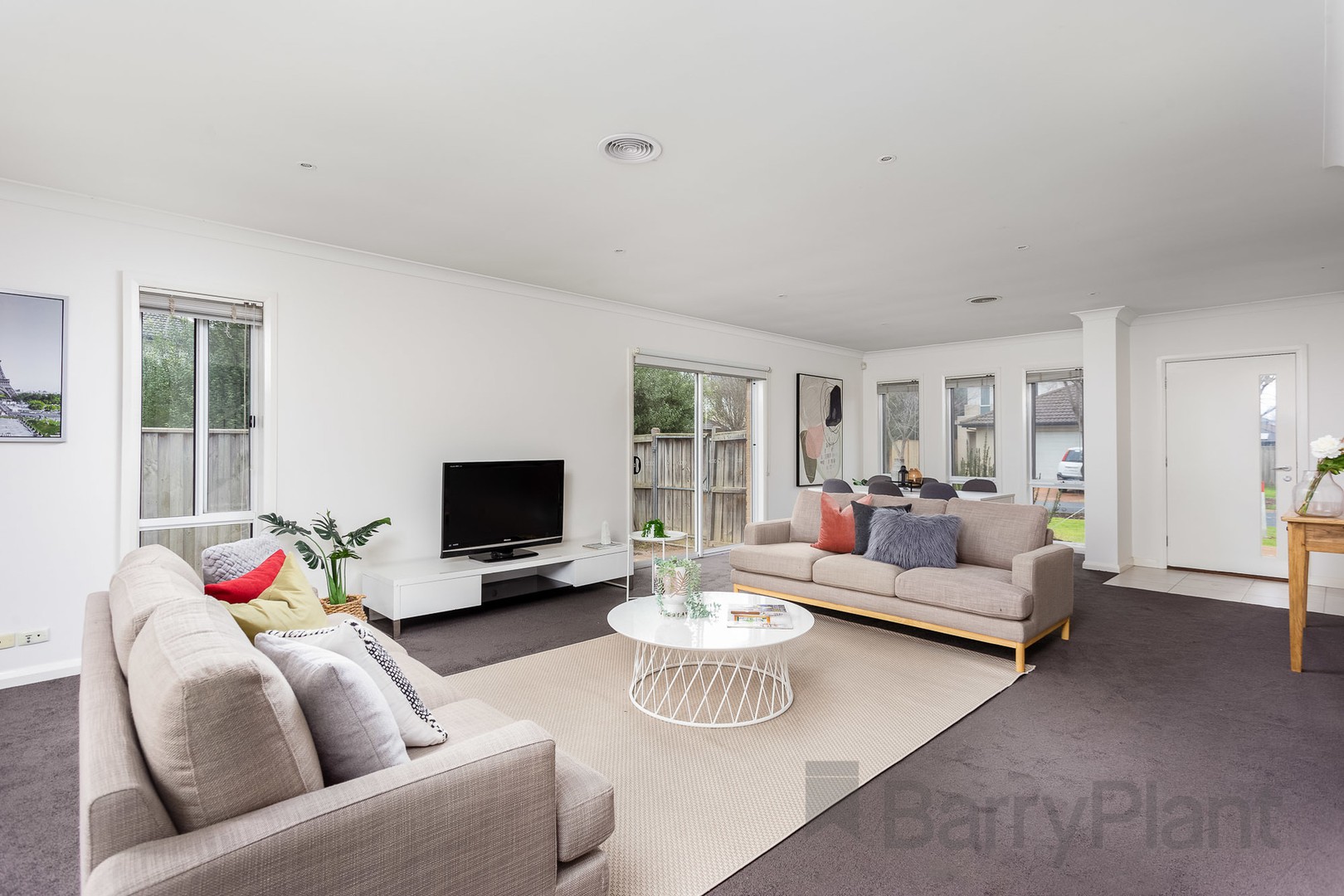 59 Vaucluse Boulevard, Sanctuary Lakes, VIC 3030, Point Cook - Thumbnail 3