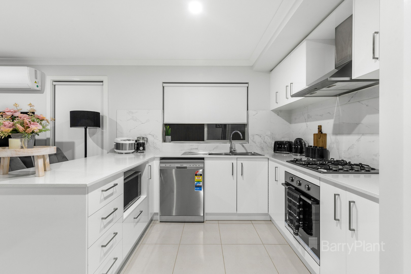 59 Walkside Boulevard, Fraser Rise, VIC 3336, Fraser Rise - Thumbnail 6