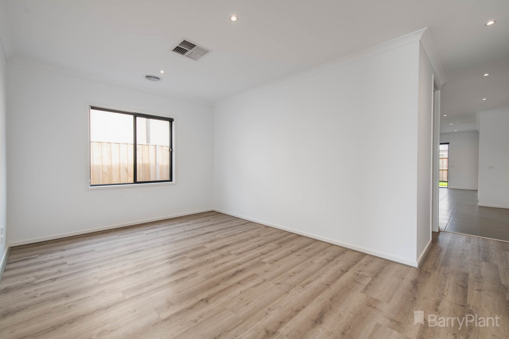59 Warmbrunn Crescent, Berwick, VIC 3806, Berwick - Thumbnail 4