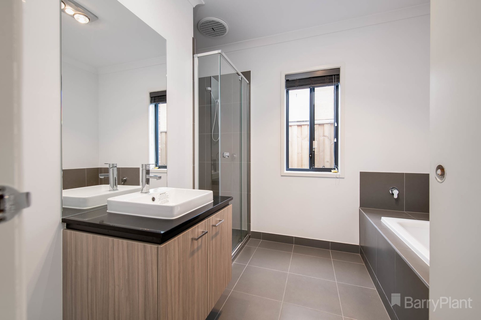 59 Warmbrunn Crescent, Berwick, VIC 3806, Berwick - Thumbnail 6