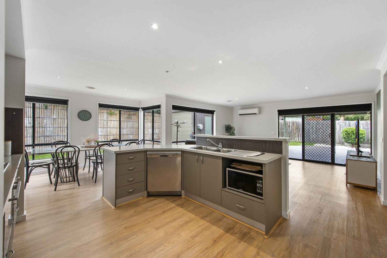59 Wolviston Avenue, Hillside, VIC 3037, Hillside - Thumbnail 7
