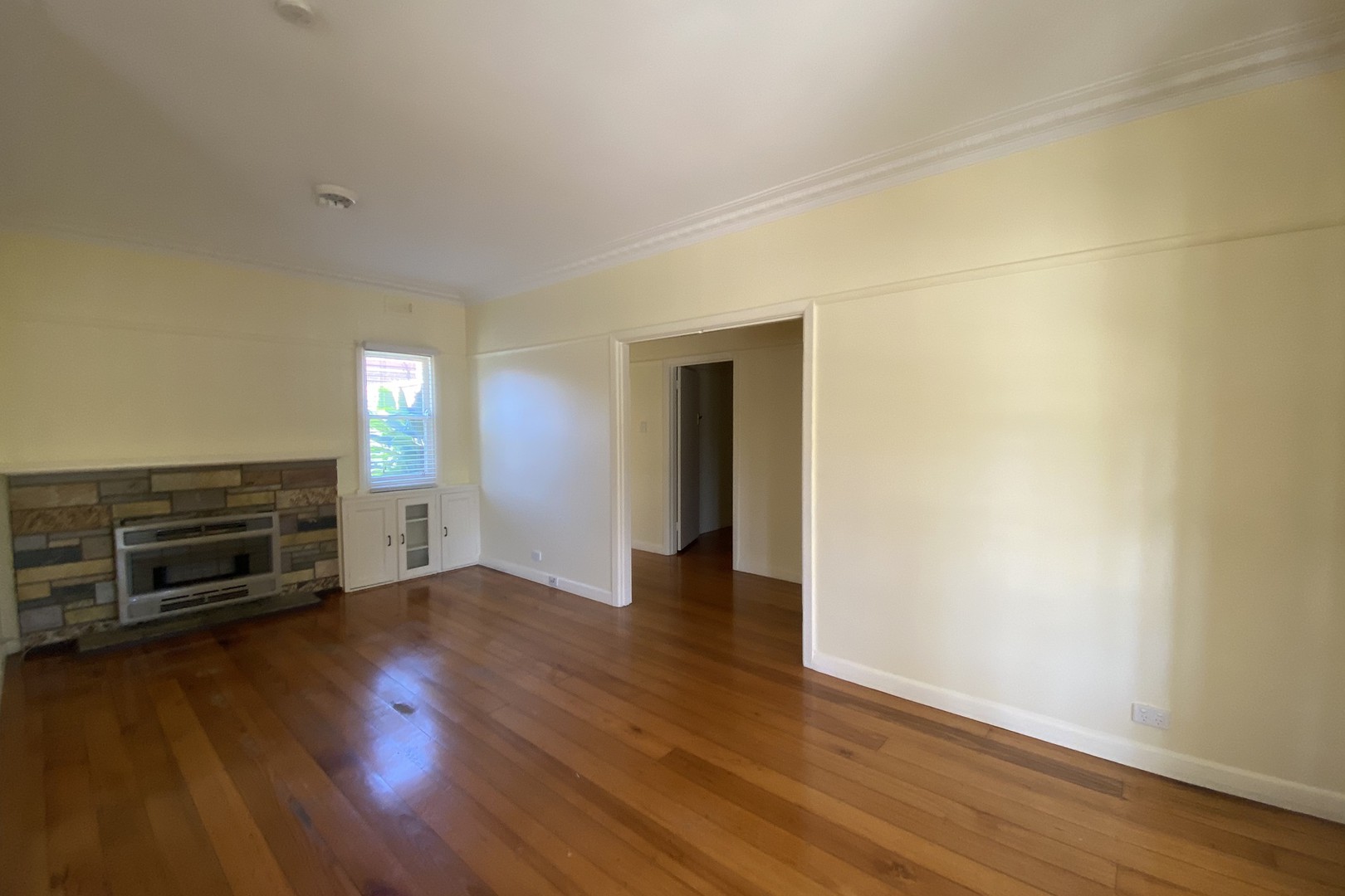 5A Barry Street, Reservoir, VIC 3073, Reservoir - Thumbnail 3