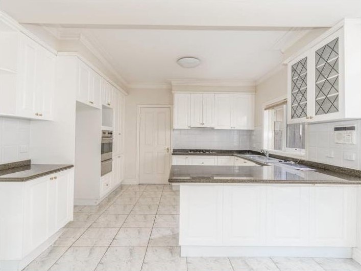 5A Lisa Close, Doncaster East, VIC 3109, Doncaster East - Thumbnail 2