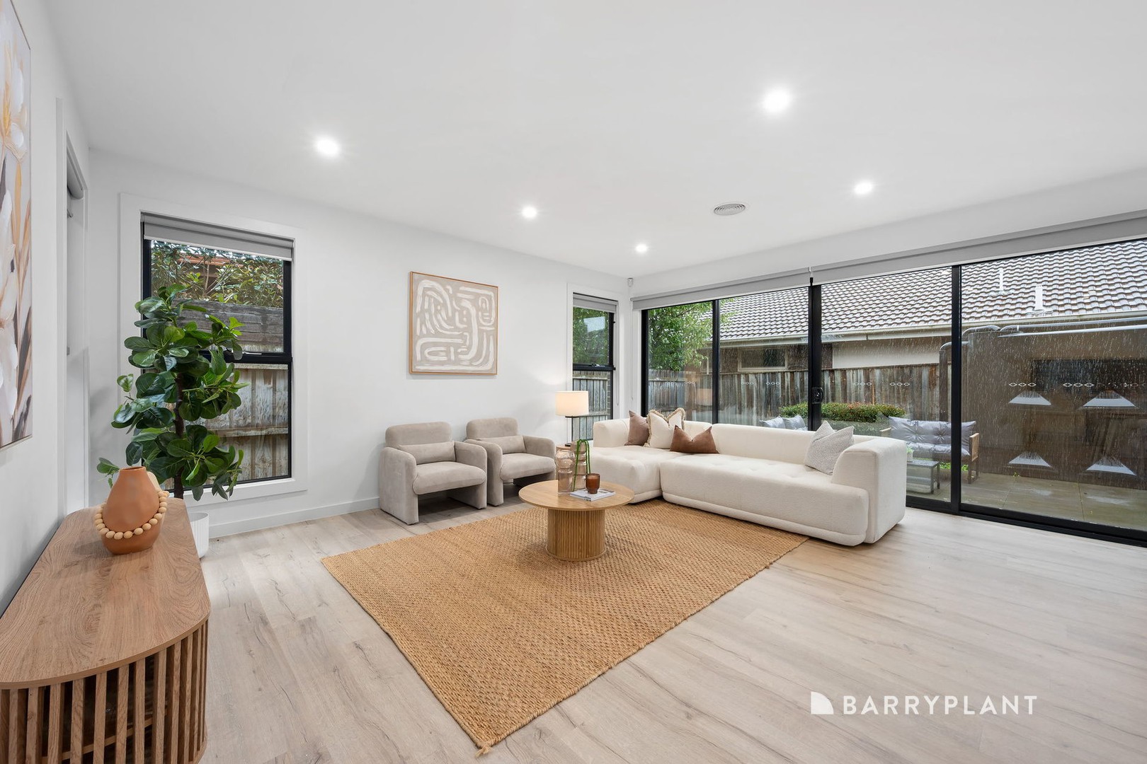 5A Taunton Drive, Bundoora, VIC 3083 - Thumbnail 2 - 09/06/2026