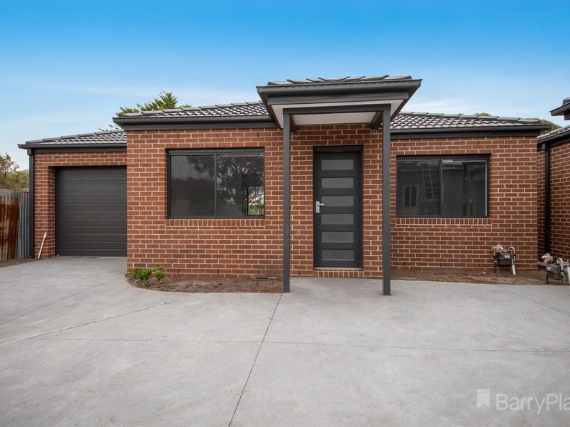5B Henty Street, Pakenham, VIC 3810, Pakenham - Thumbnail 2