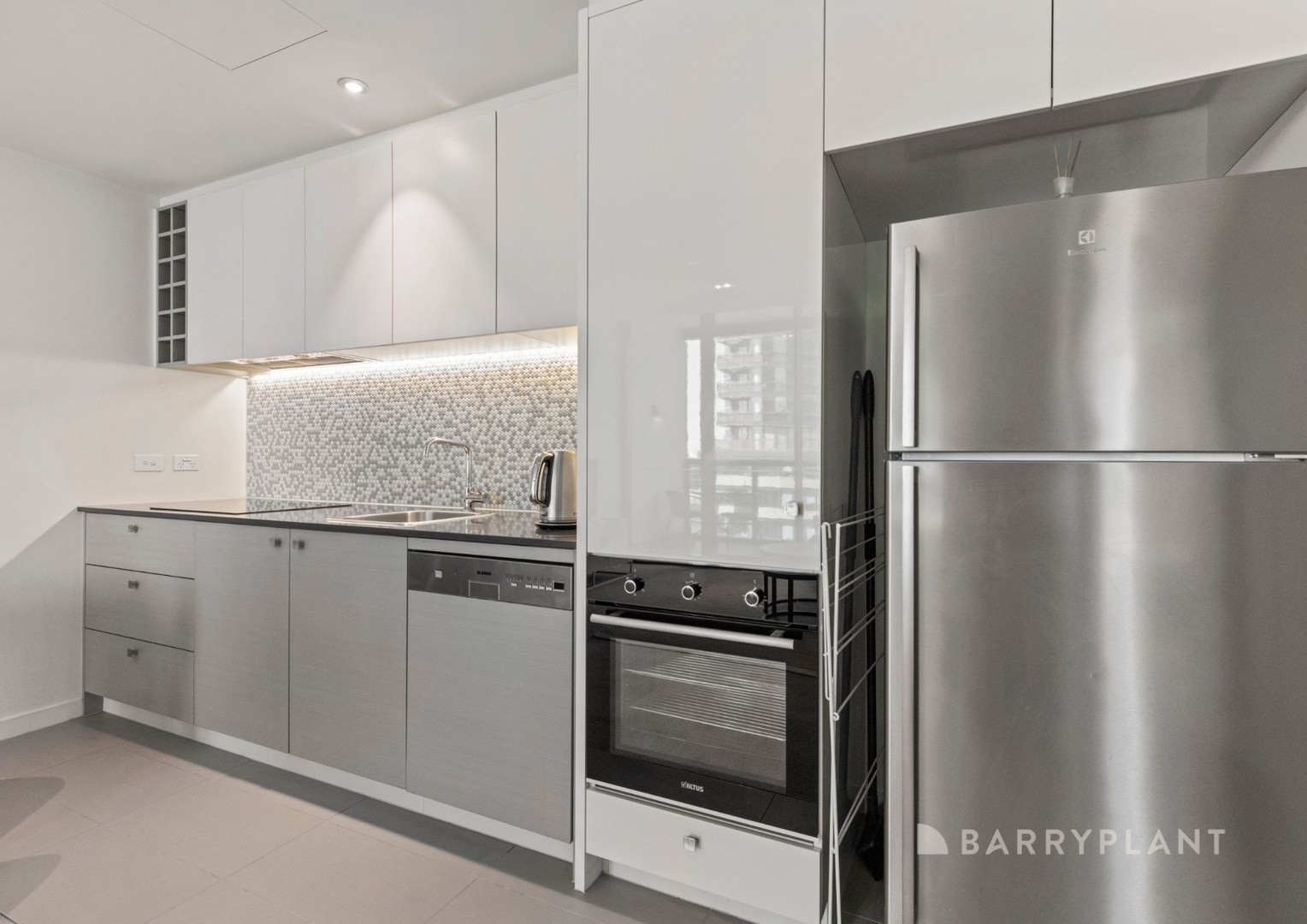 5C/9 Waterside Place, Docklands, VIC 3008, Docklands - Thumbnail 3