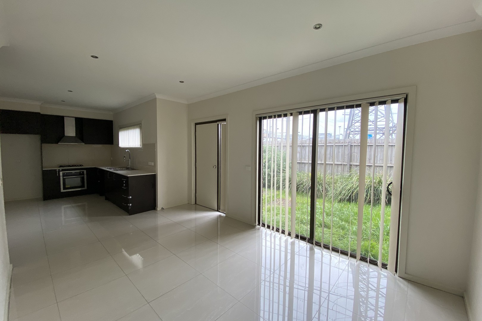 6/1-3 Electric Street, Glenroy, VIC 3046, Glenroy - Thumbnail 3