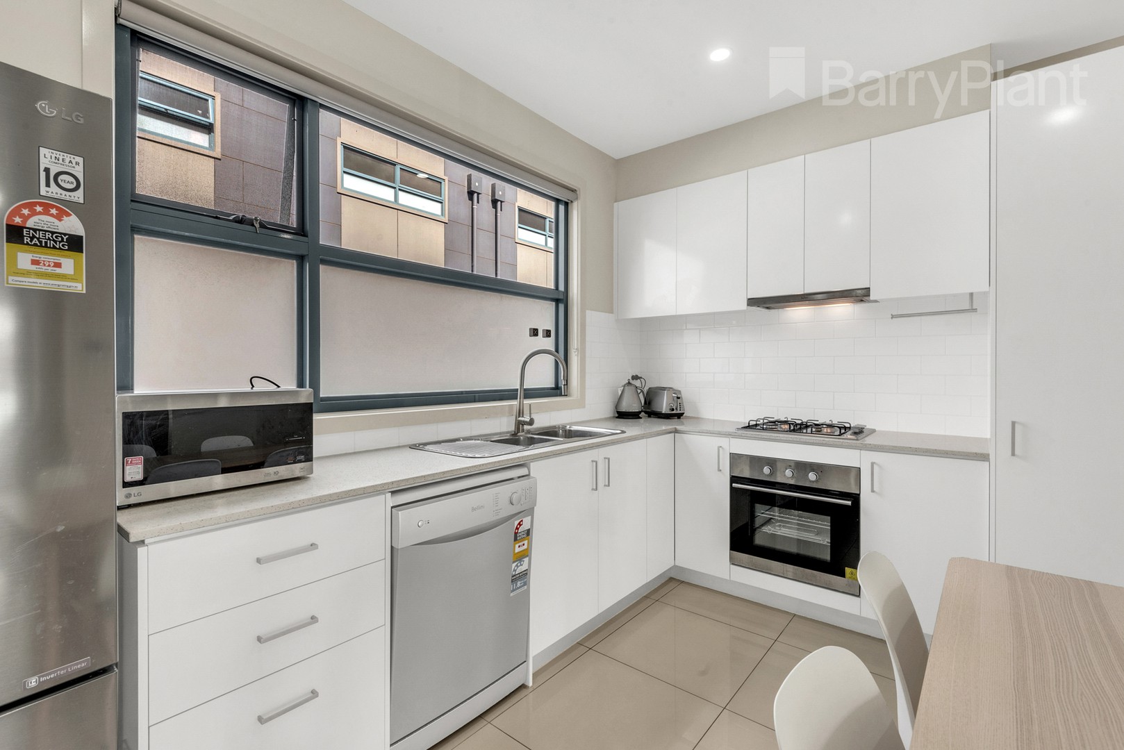 6/1 Brunswick Crescent, Craigieburn, VIC 3064, Craigieburn - Thumbnail 4