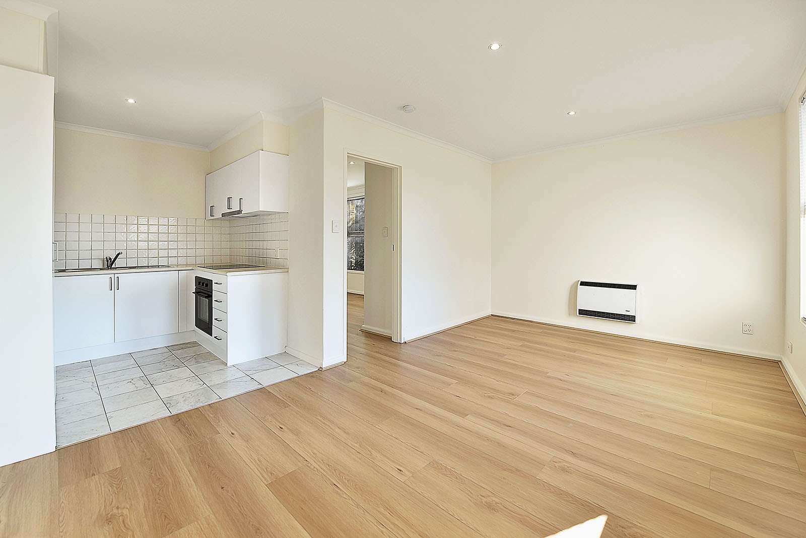 6/10 Violet St, Essendon, VIC 3040 - Thumbnail 1 - 25/08/2026