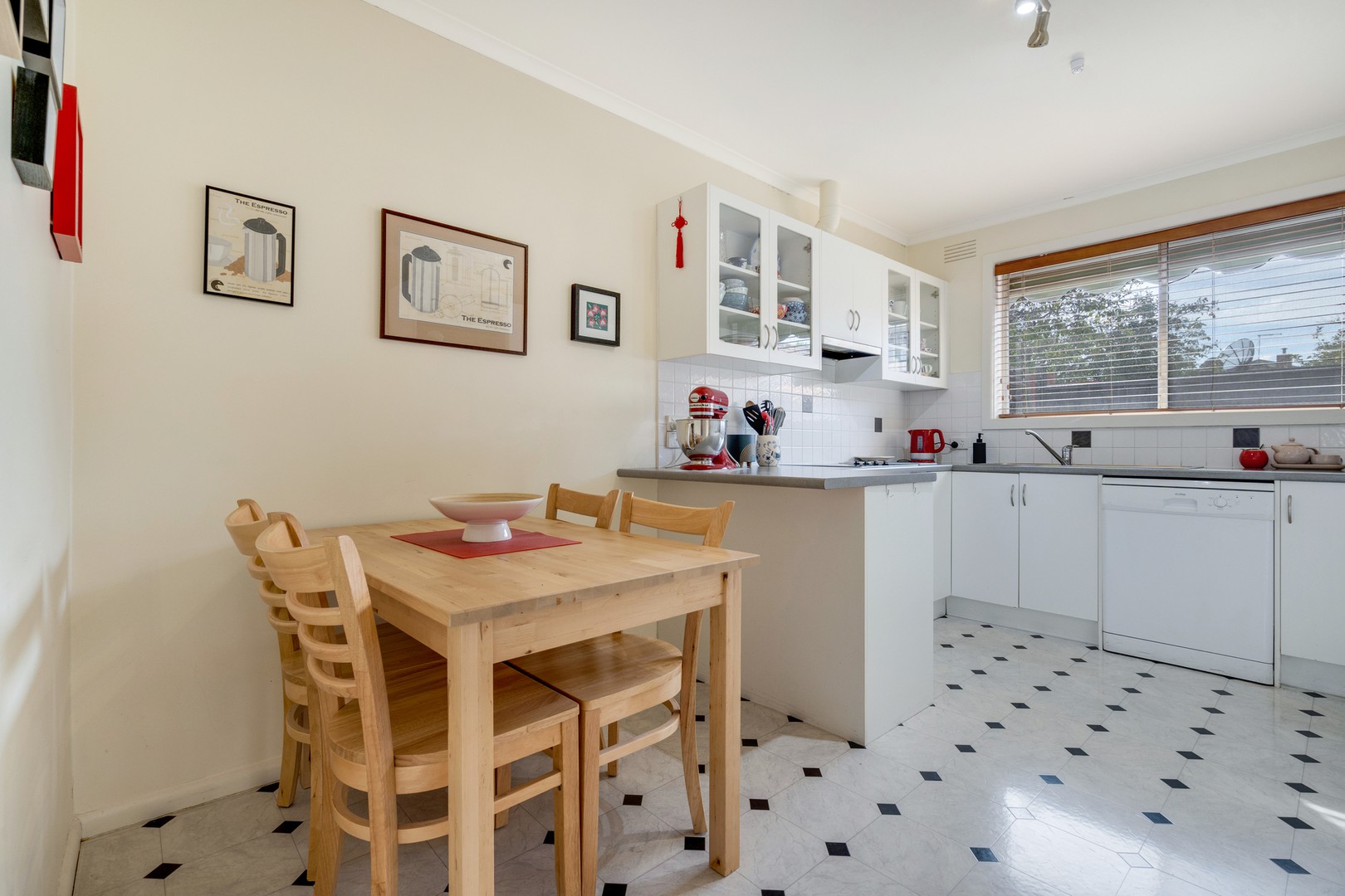 6/104 Regent Street, Preston, VIC 3072, Reservoir - Thumbnail 4