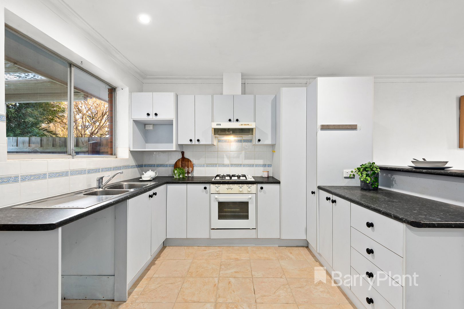 6/115 Surrey Road, Blackburn, VIC 3130, Blackburn - Thumbnail 2